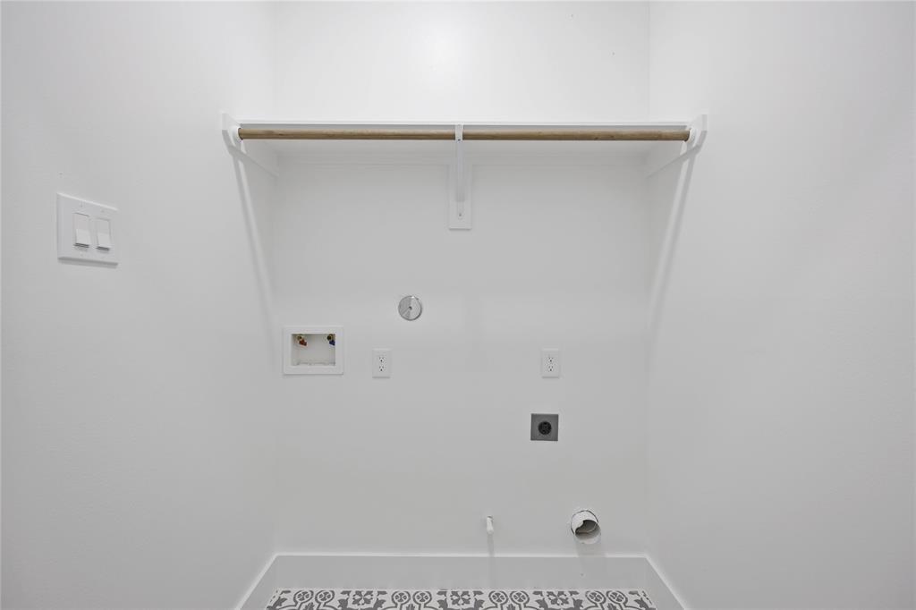 1805 Emir Street Unit M