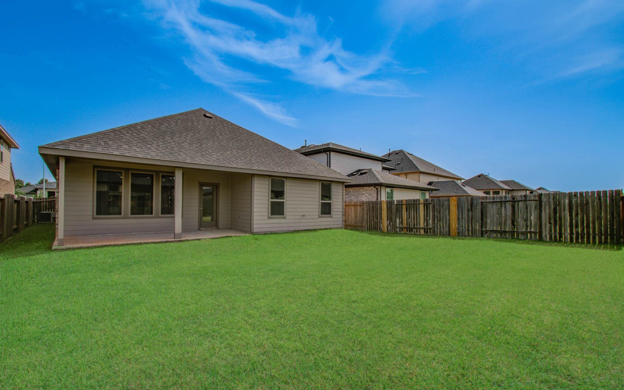 28511 Eli Eagle Street