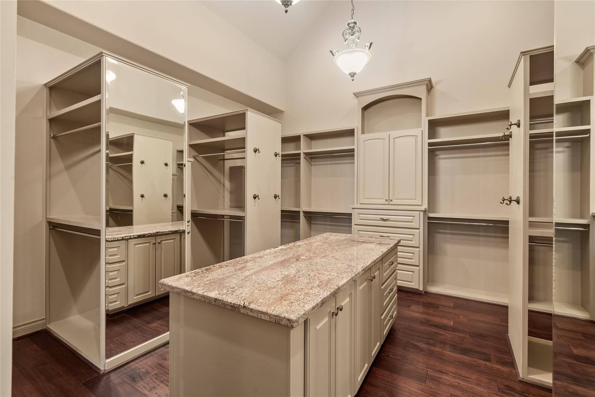 15611 Oyster Cove Drive