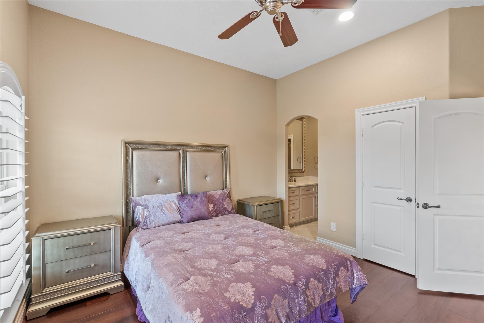 15611 Oyster Cove Drive