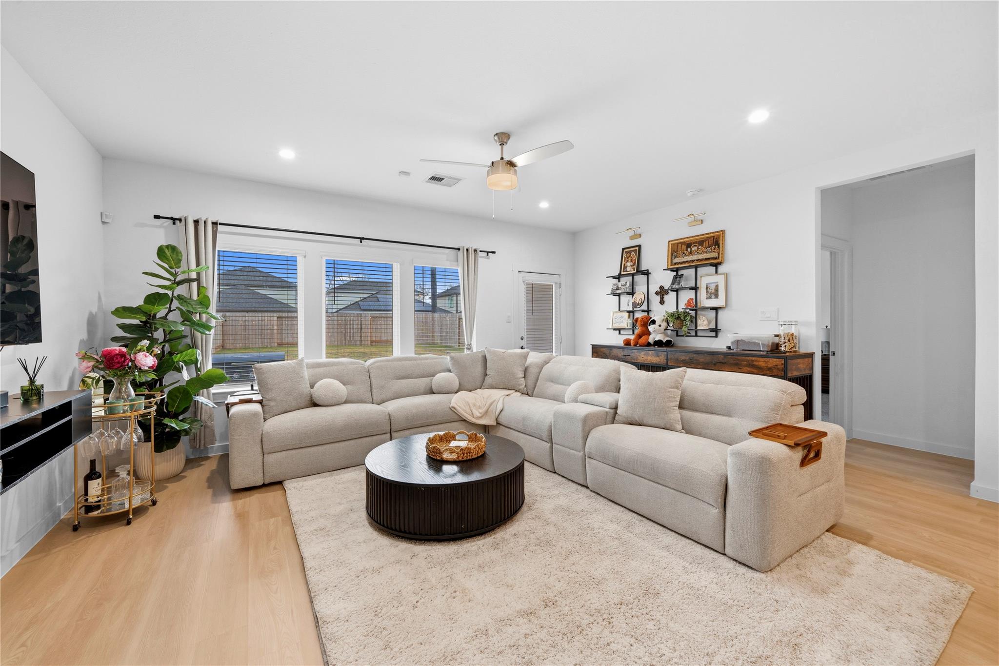 1542 Merulana Lane