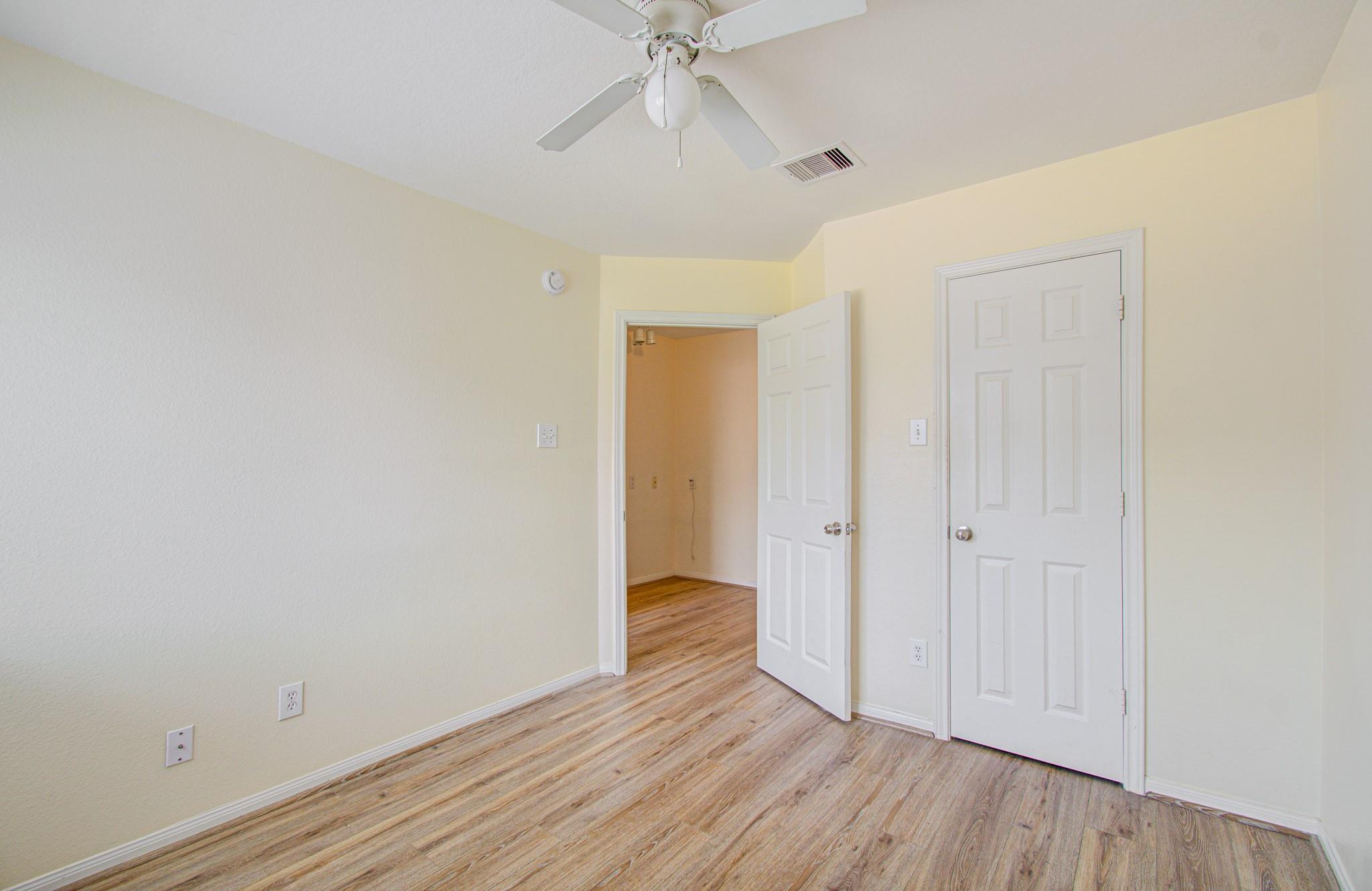 3815 Shire Valley Drive