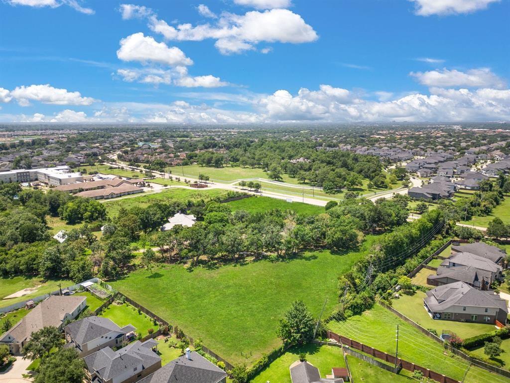 7007 Meadowview Estates Court