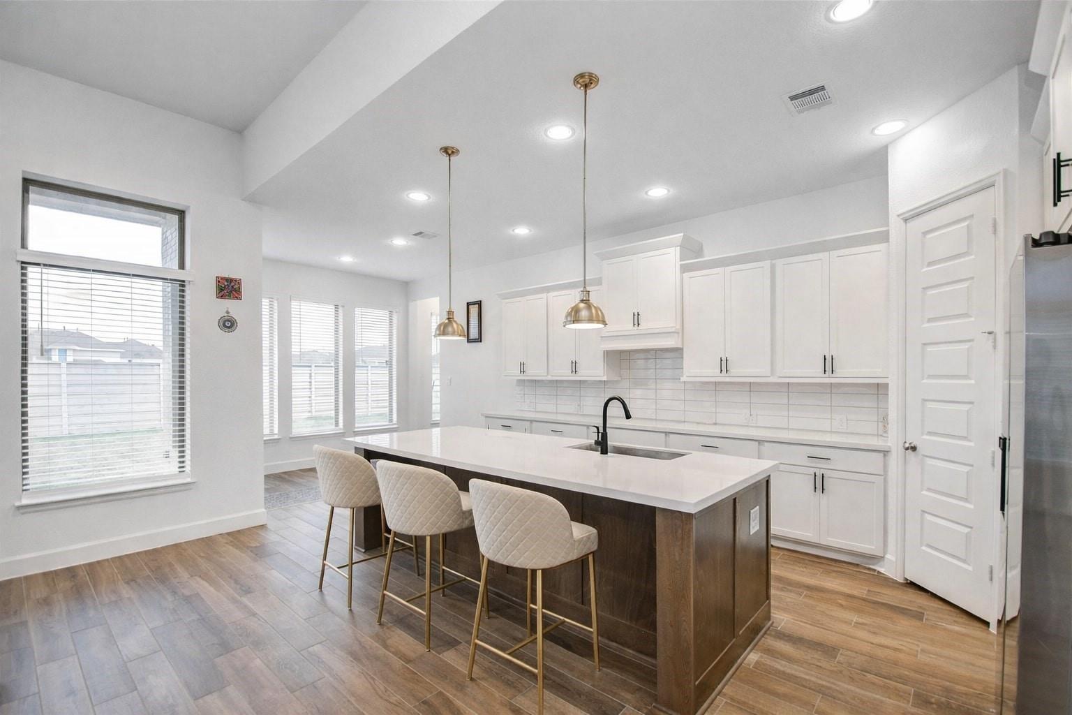 3011 Harbor Spring Way