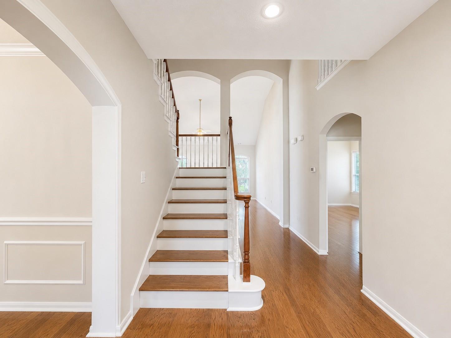 223 Wild Oak Run