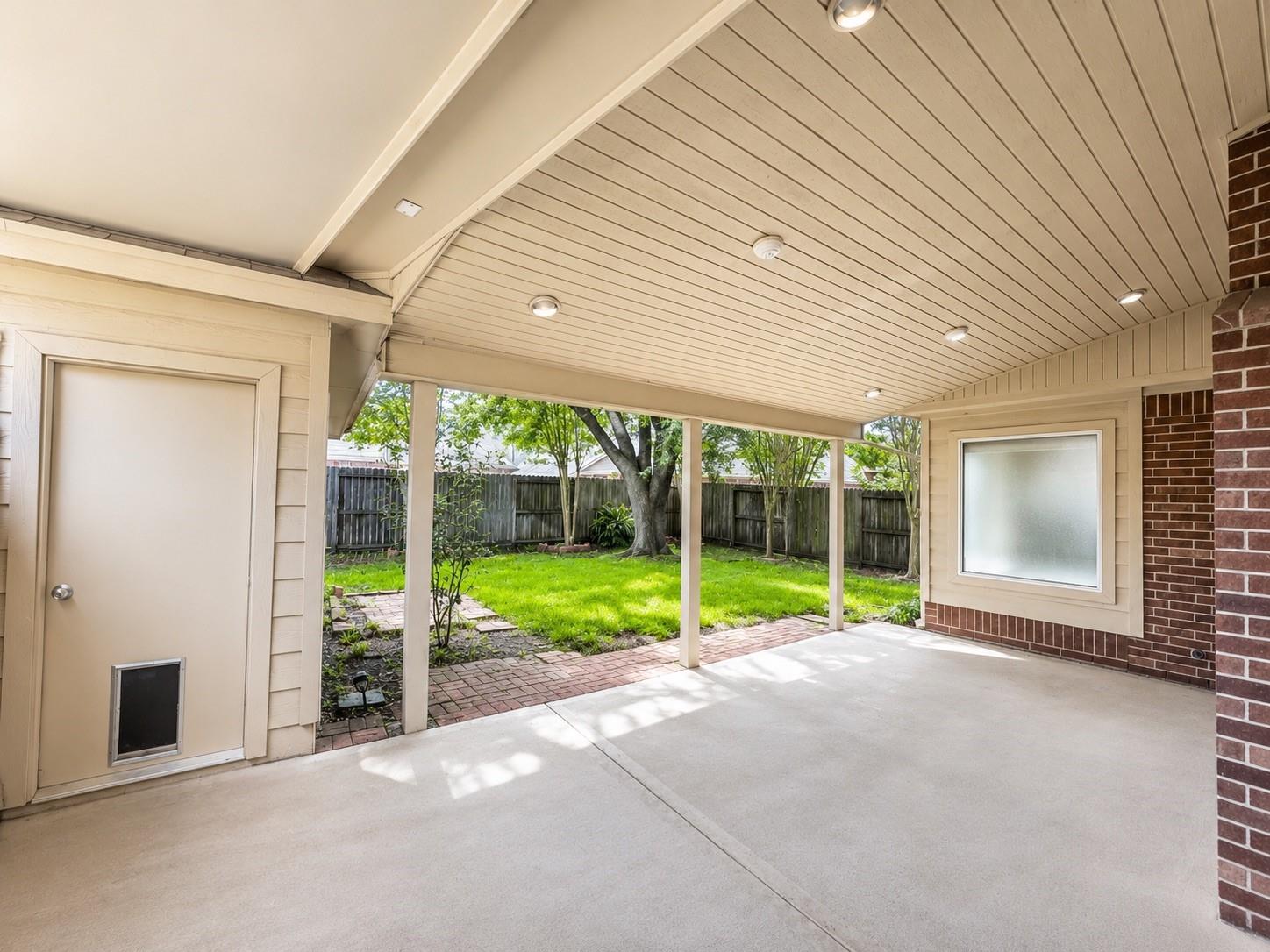 223 Wild Oak Run