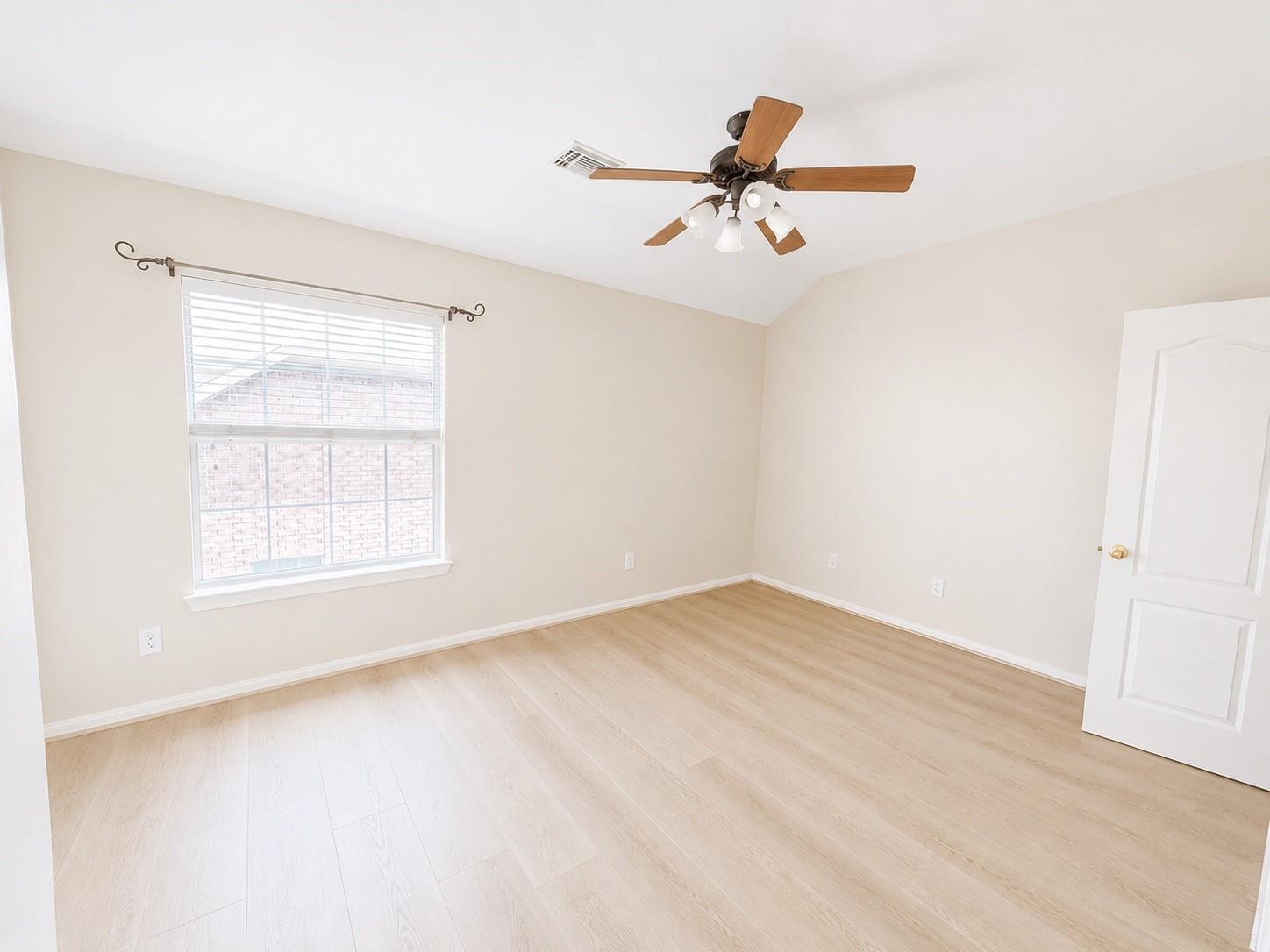223 Wild Oak Run