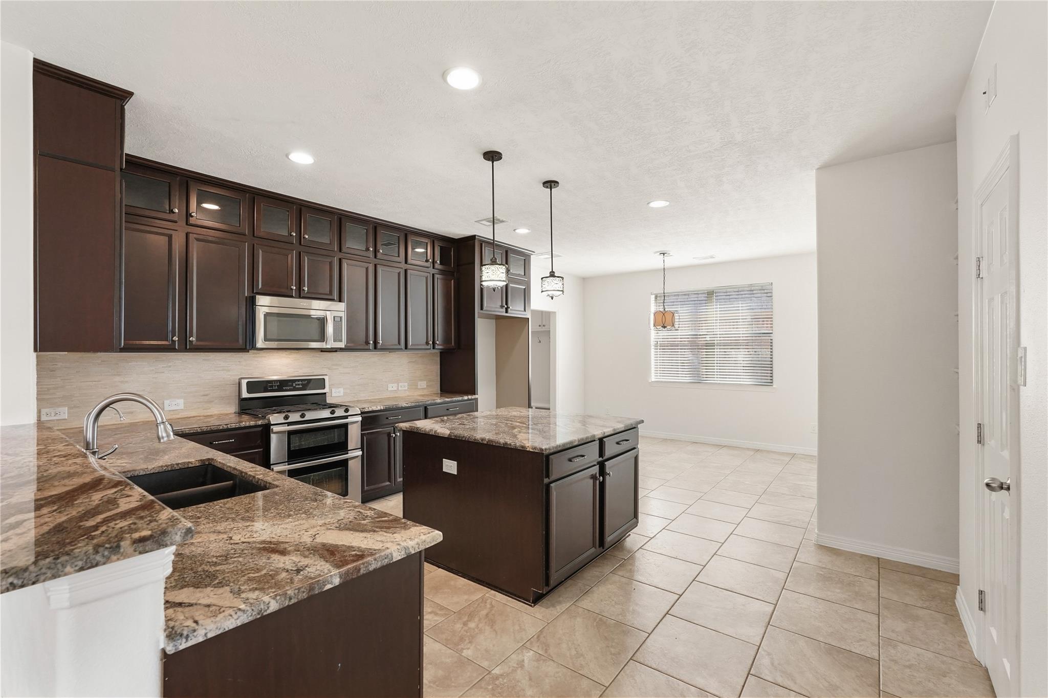 4522 Millstone Canyon Ln Lane