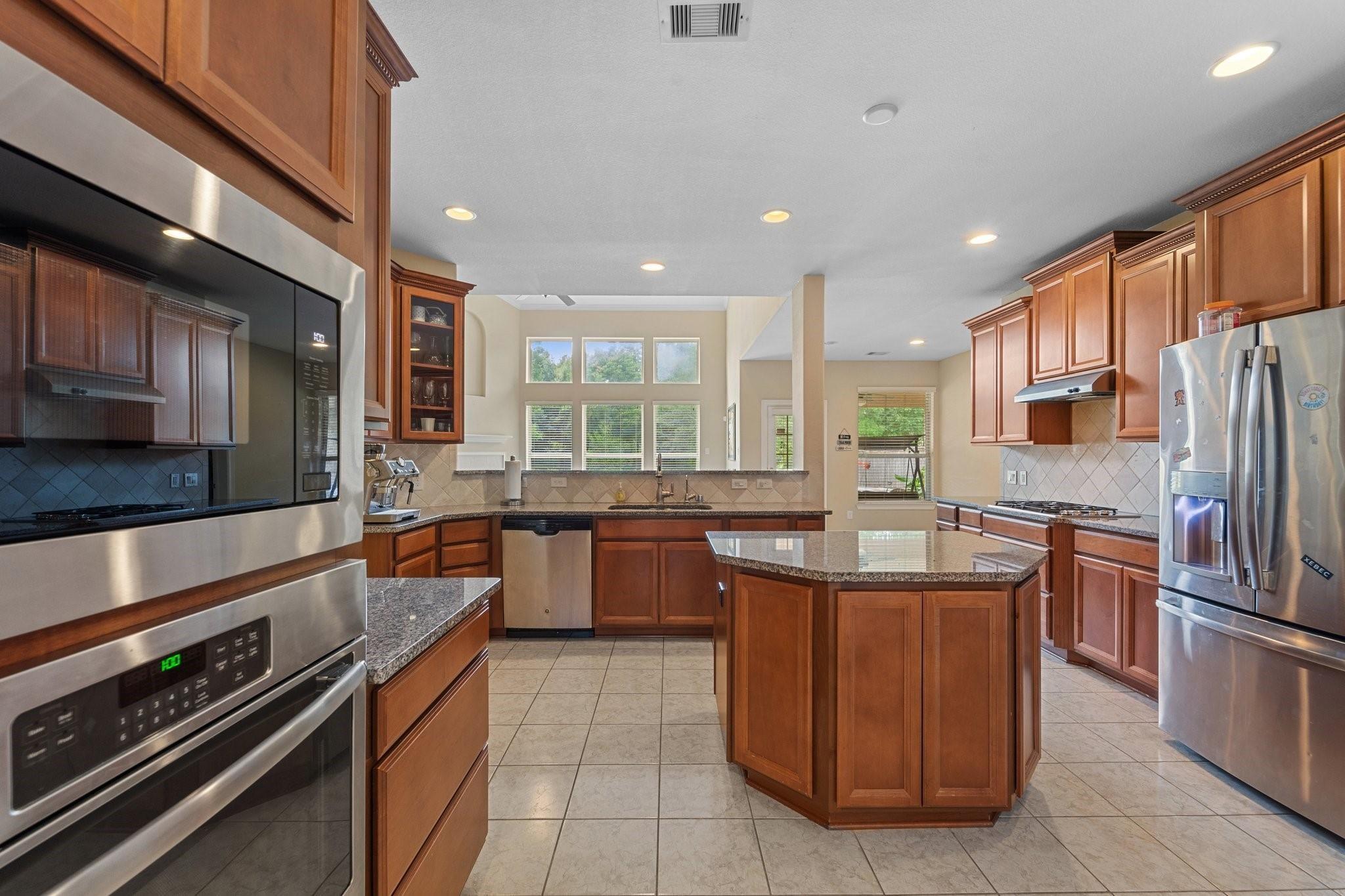 5515 Mangrove Creek Lane