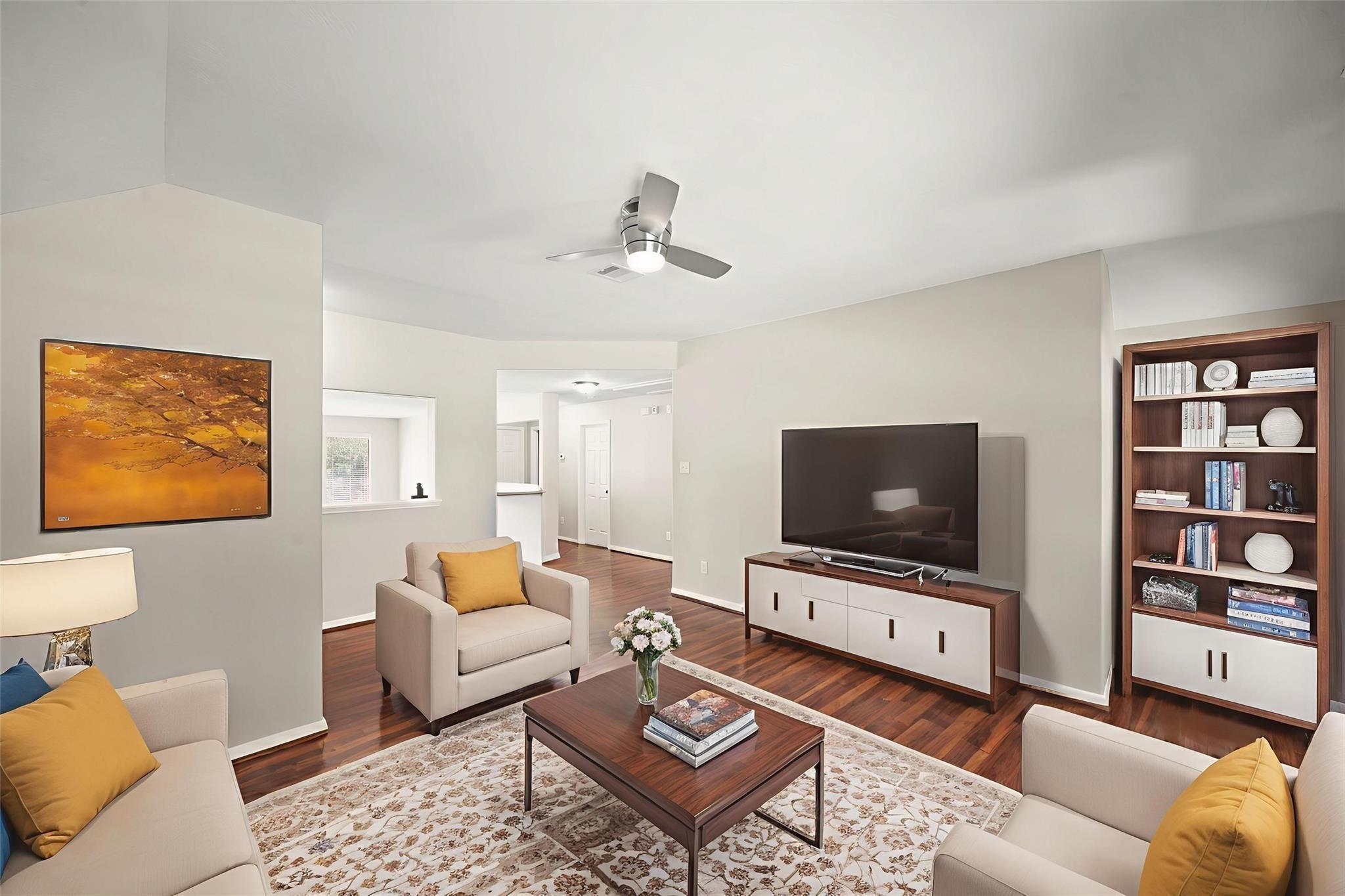 714 Coggins Point Way