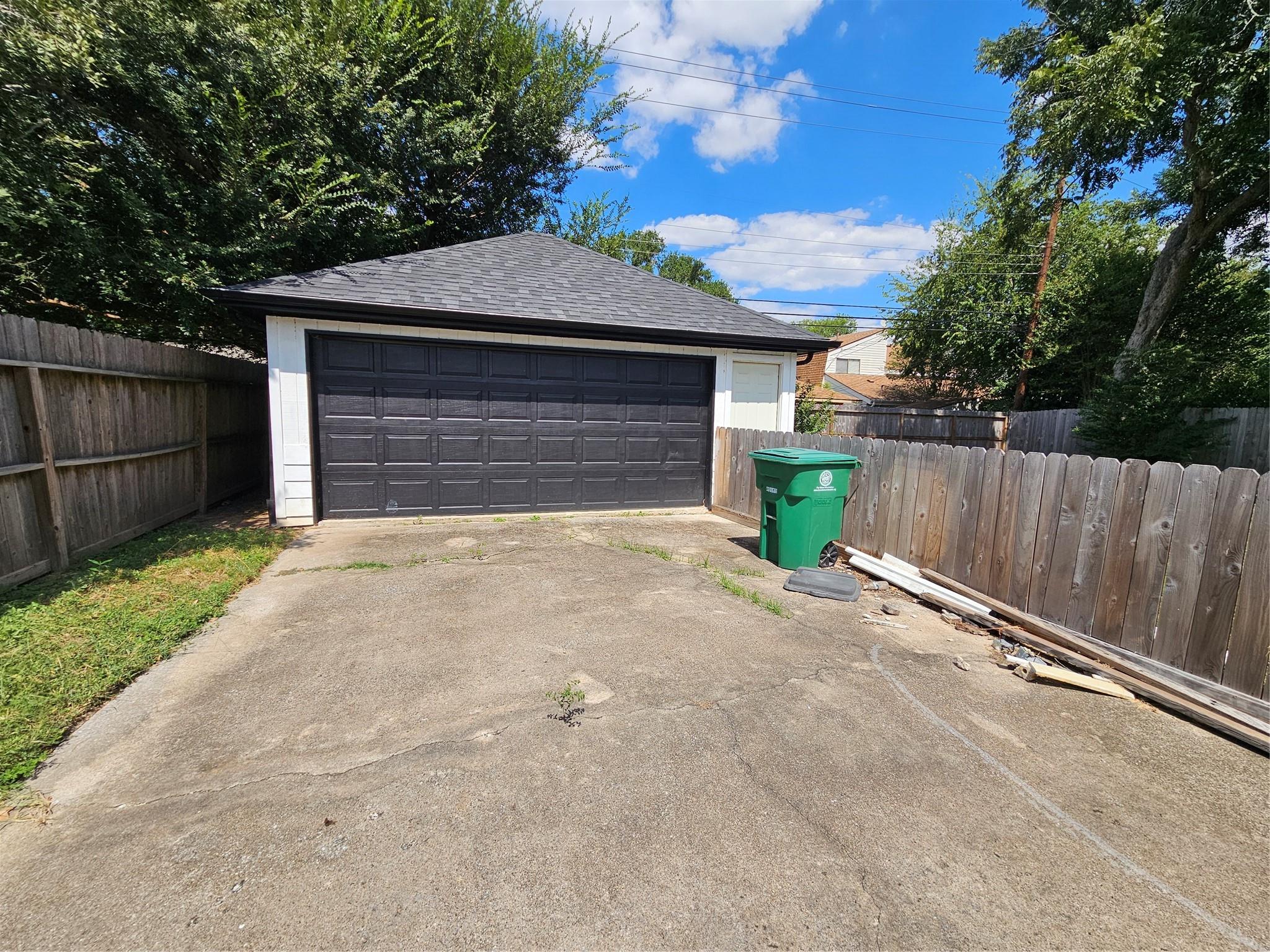 5706 Rutherglenn Drive