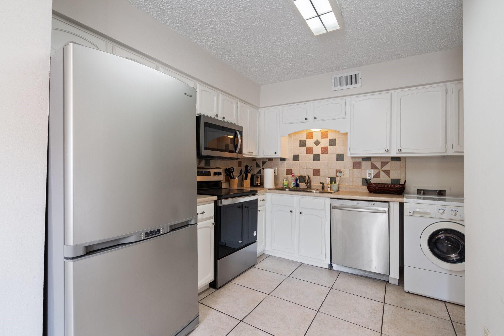 443 N Post Oak Lane # 443