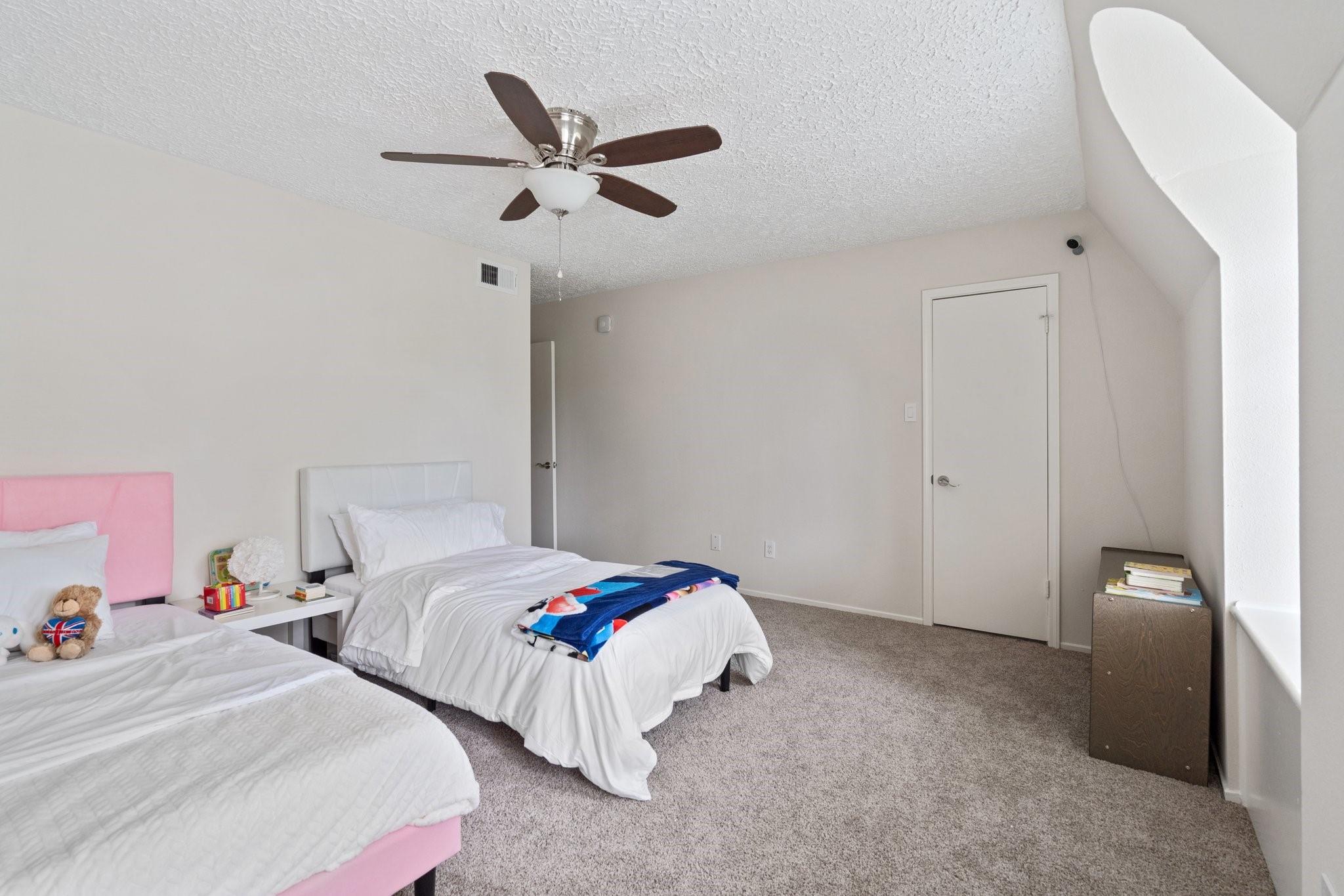 443 N Post Oak Lane # 443