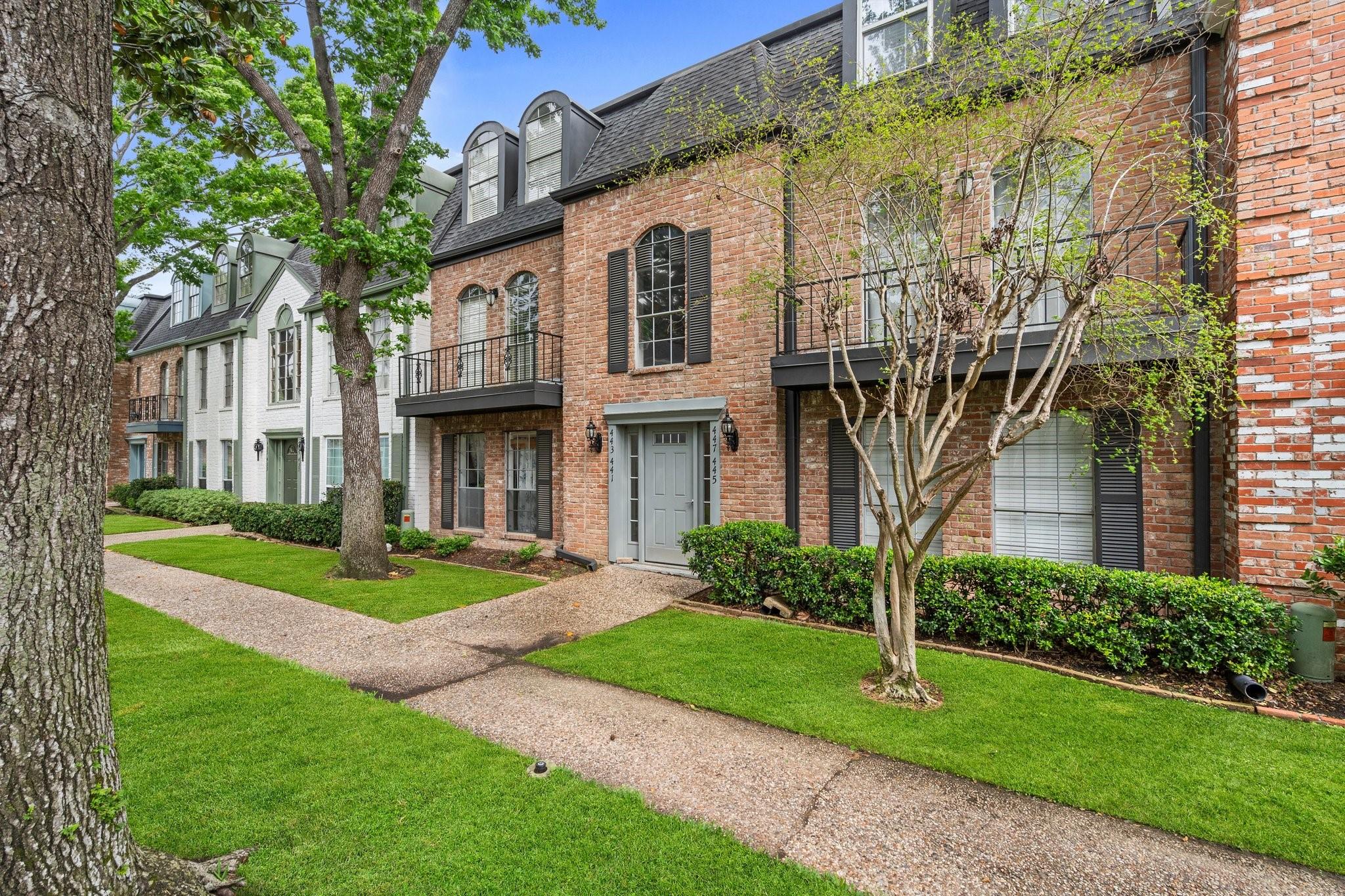 443 N Post Oak Lane # 443
