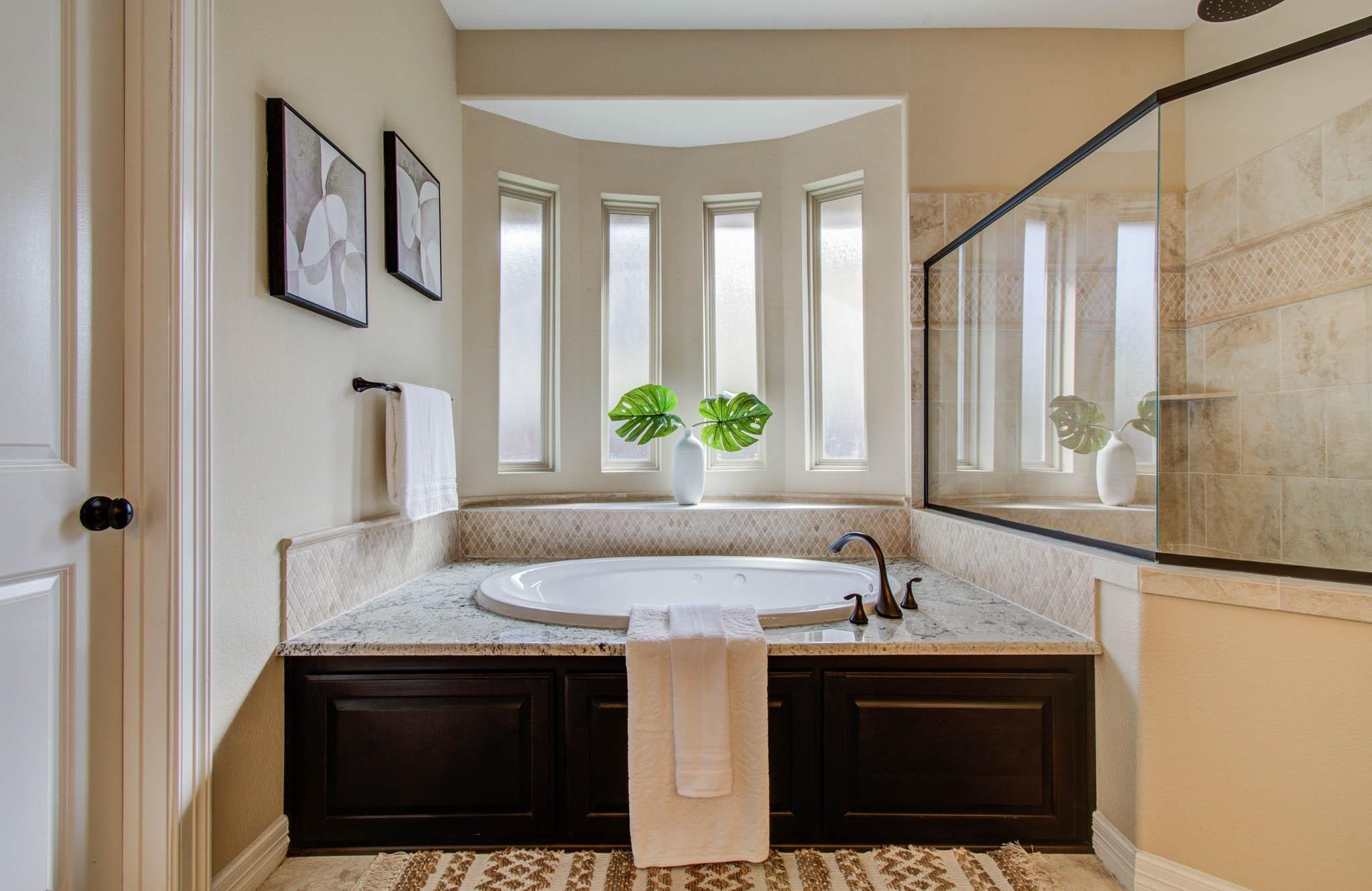 5719 Avon Landing Lane