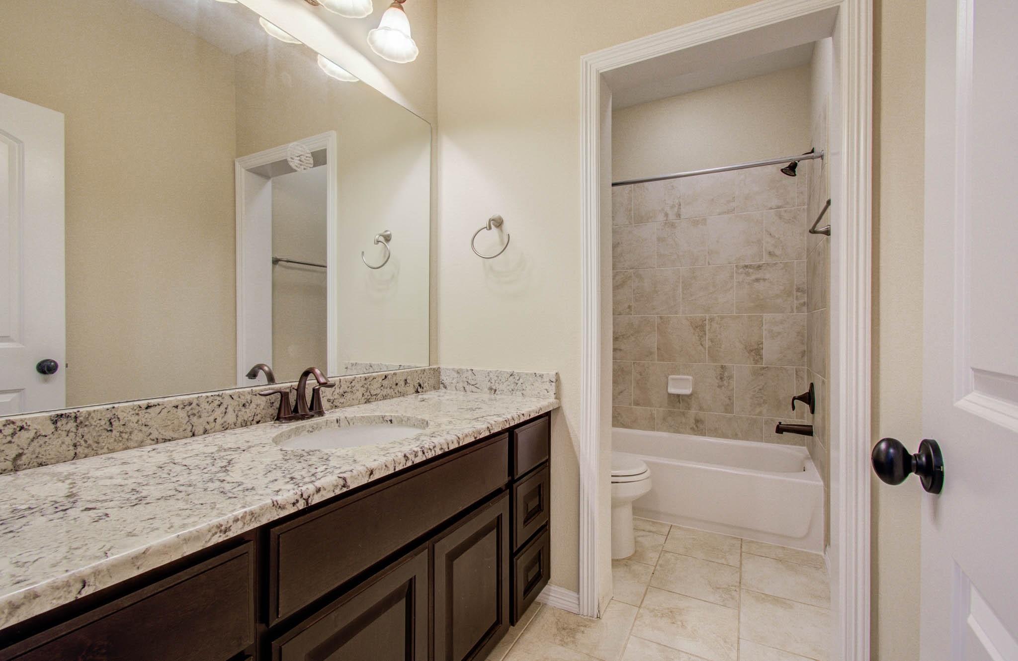 5719 Avon Landing Lane