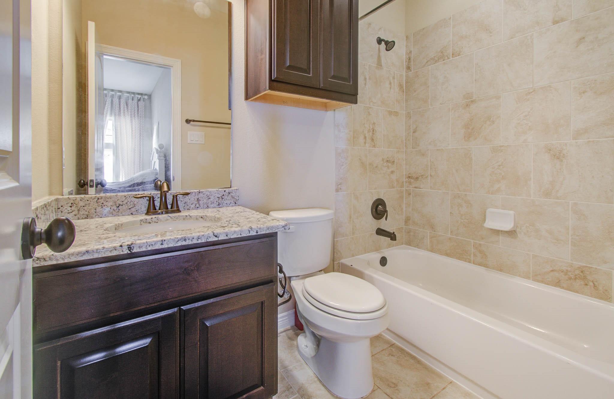 5719 Avon Landing Lane