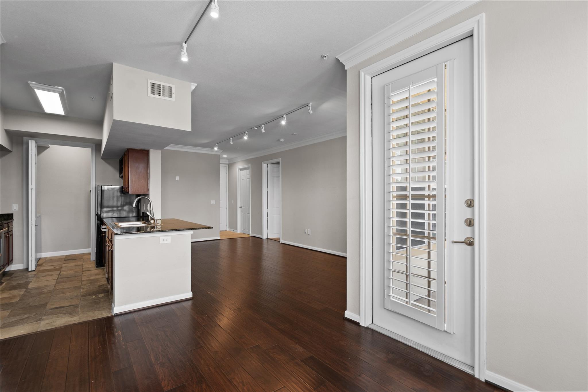 7575 Kirby Drive # 2202