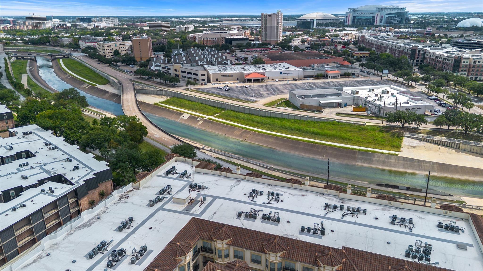 7575 Kirby Drive # 2202