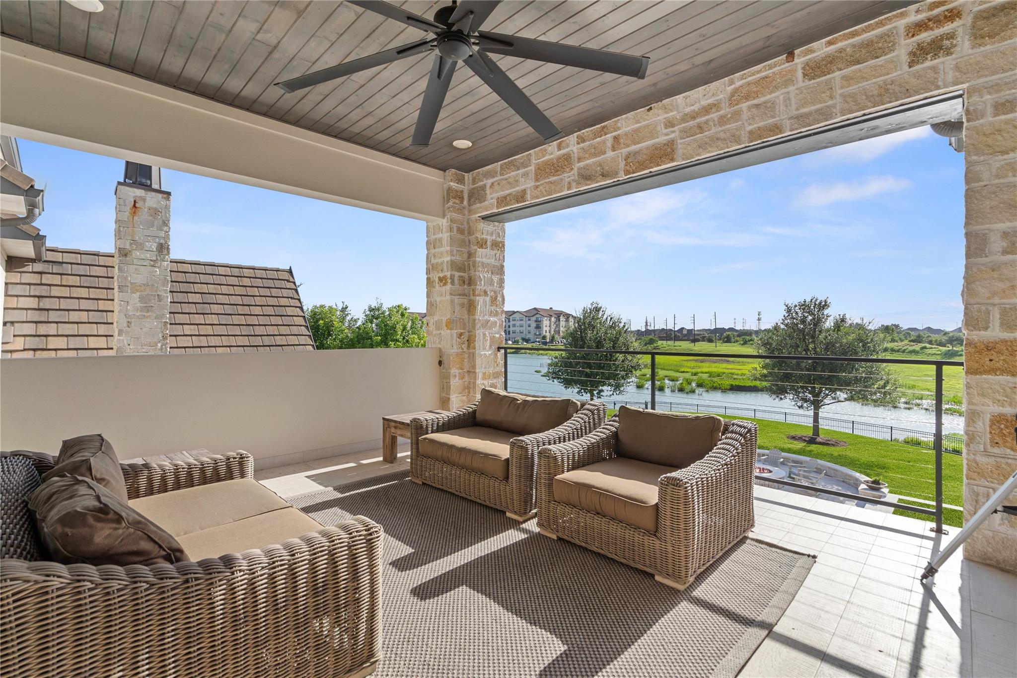 6 Enclave Manor Drive