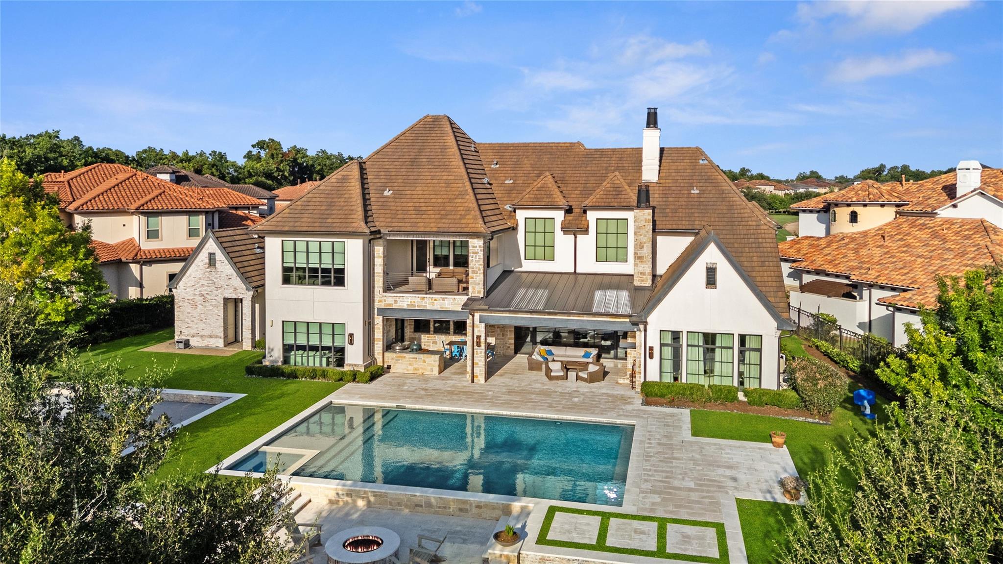 6 Enclave Manor Drive