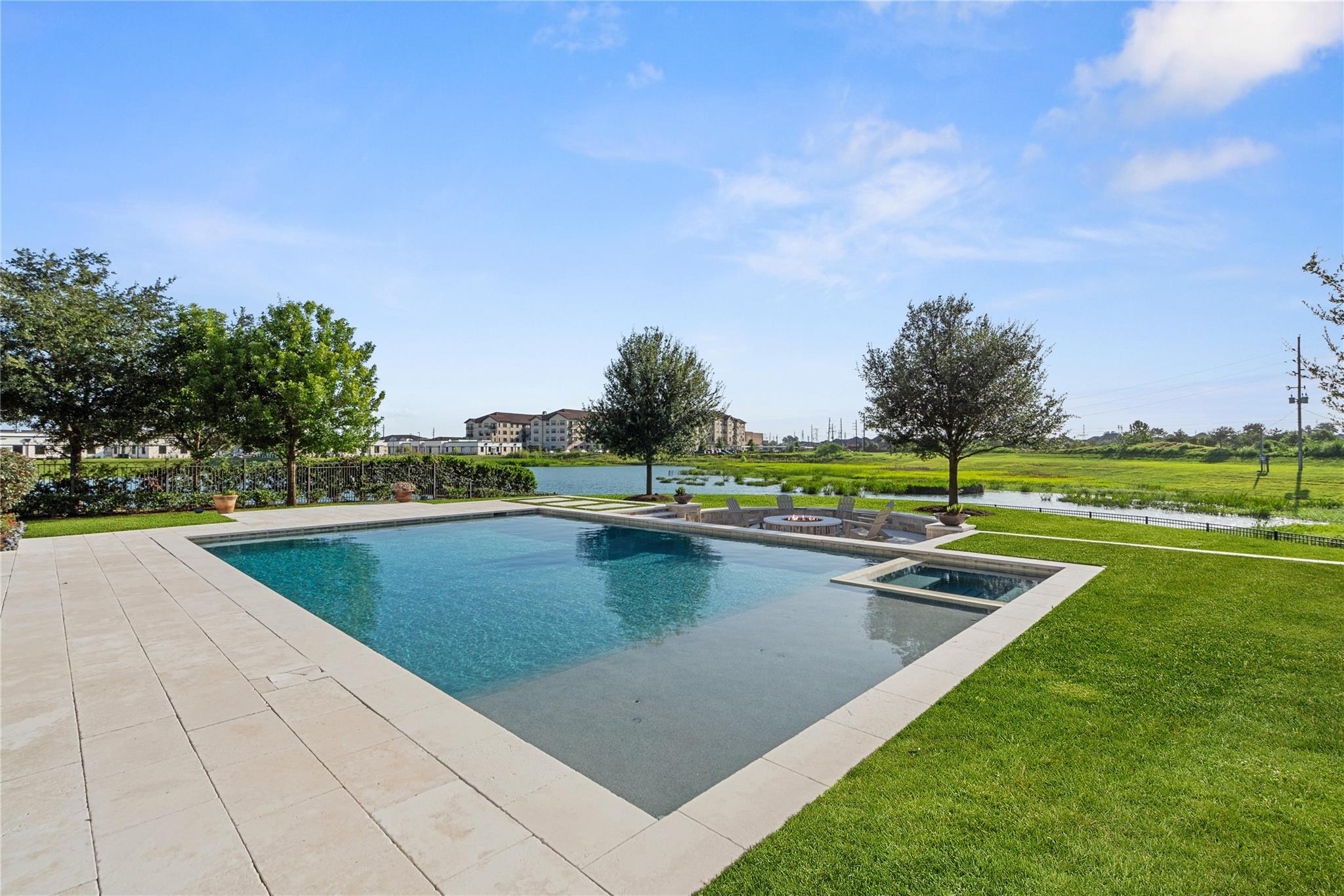 6 Enclave Manor Drive