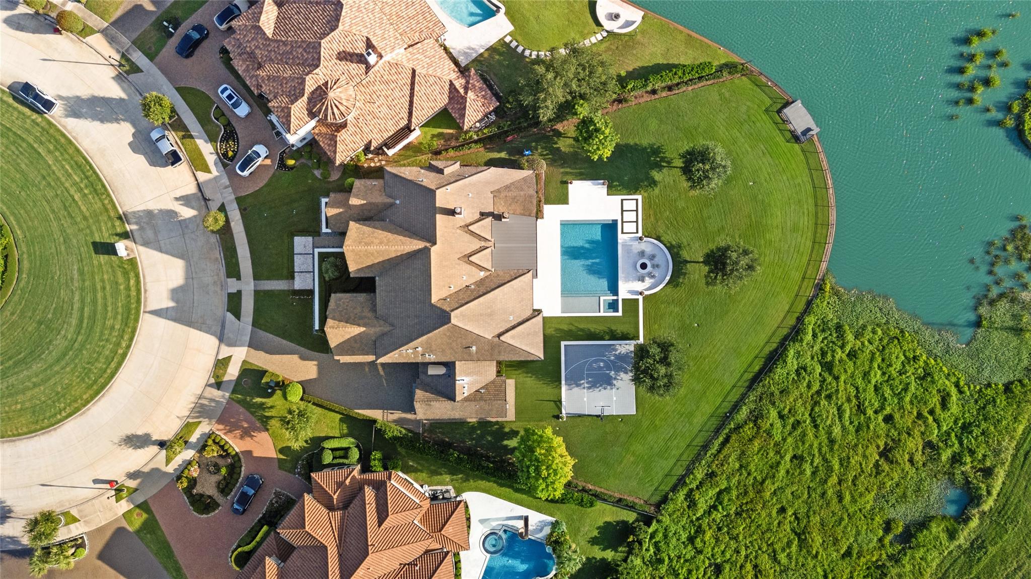 6 Enclave Manor Drive