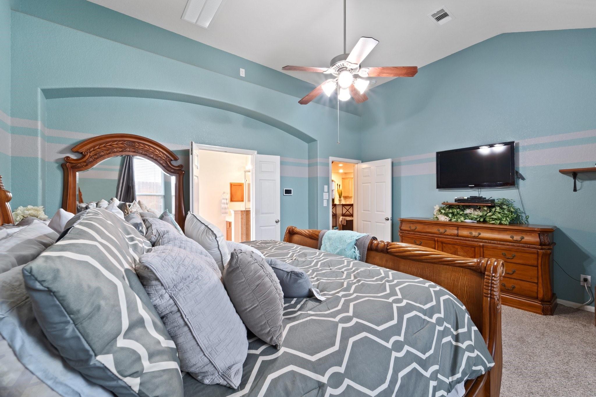 6307 Mercer Court