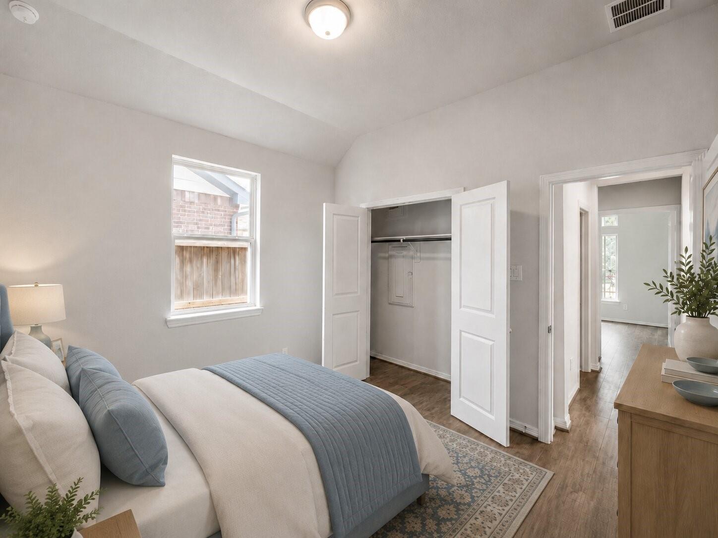 2414 Manor Valley Lane