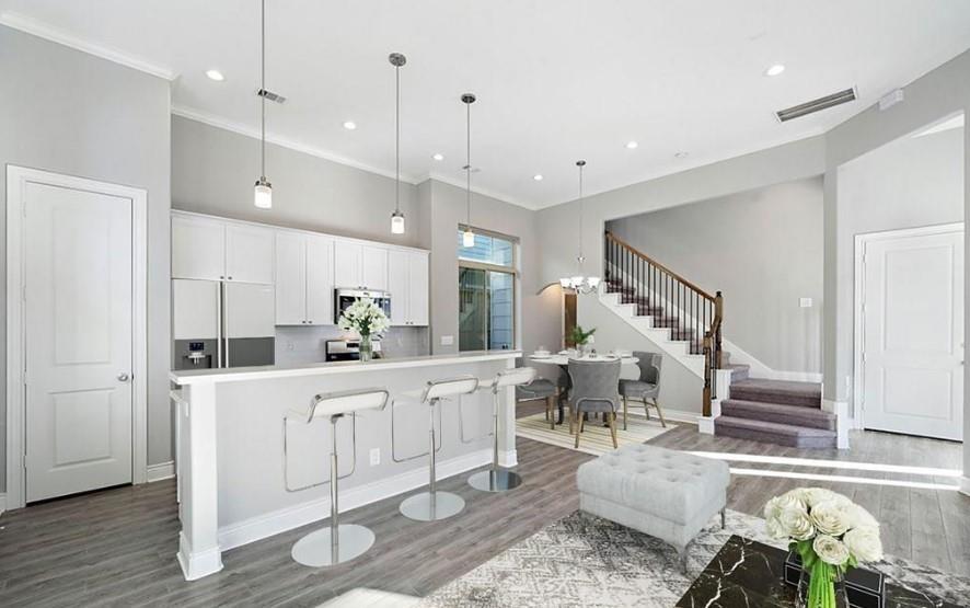 8903 Spring Knoll Forest Drive