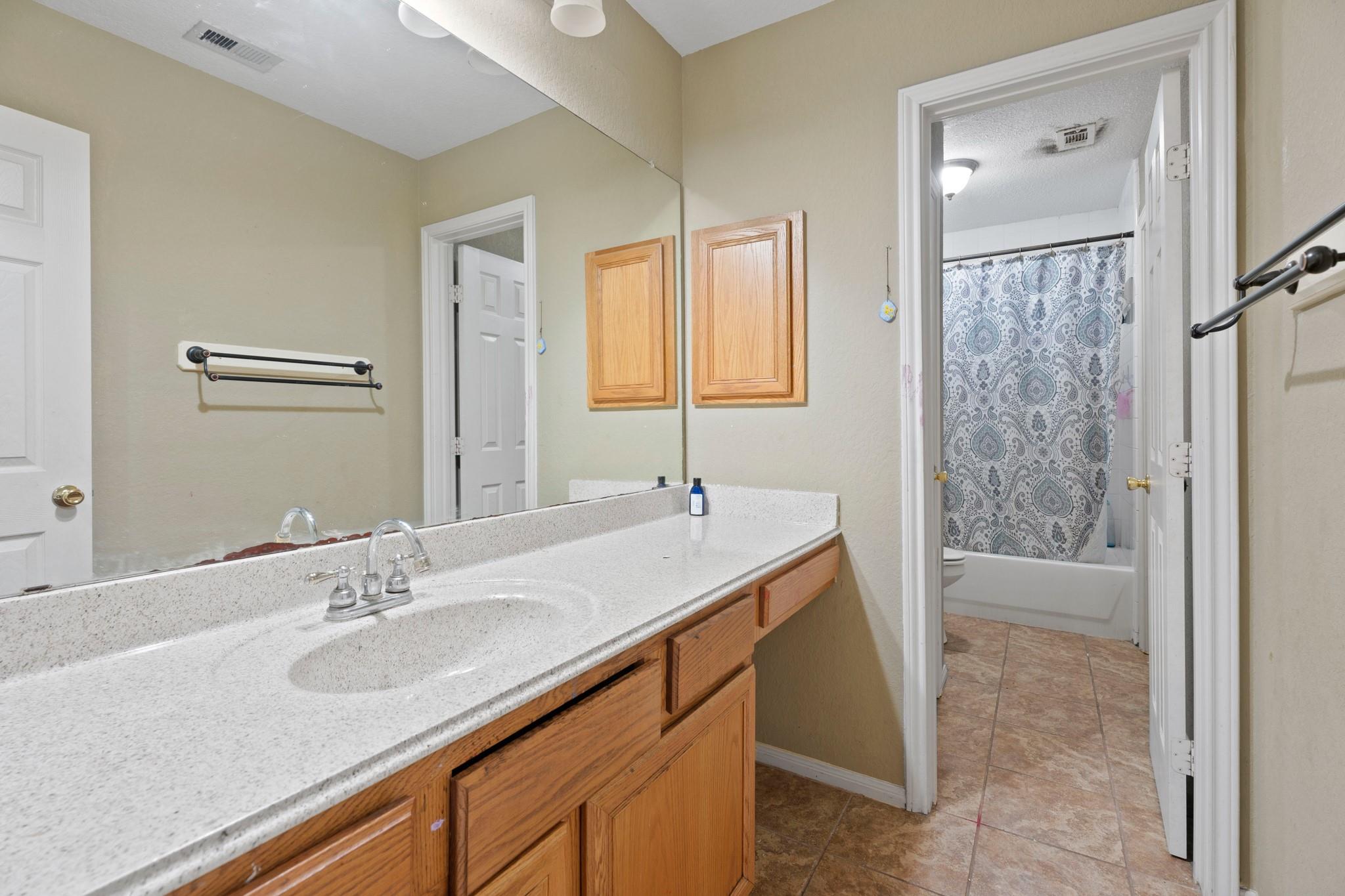 405 Spencer Landing W