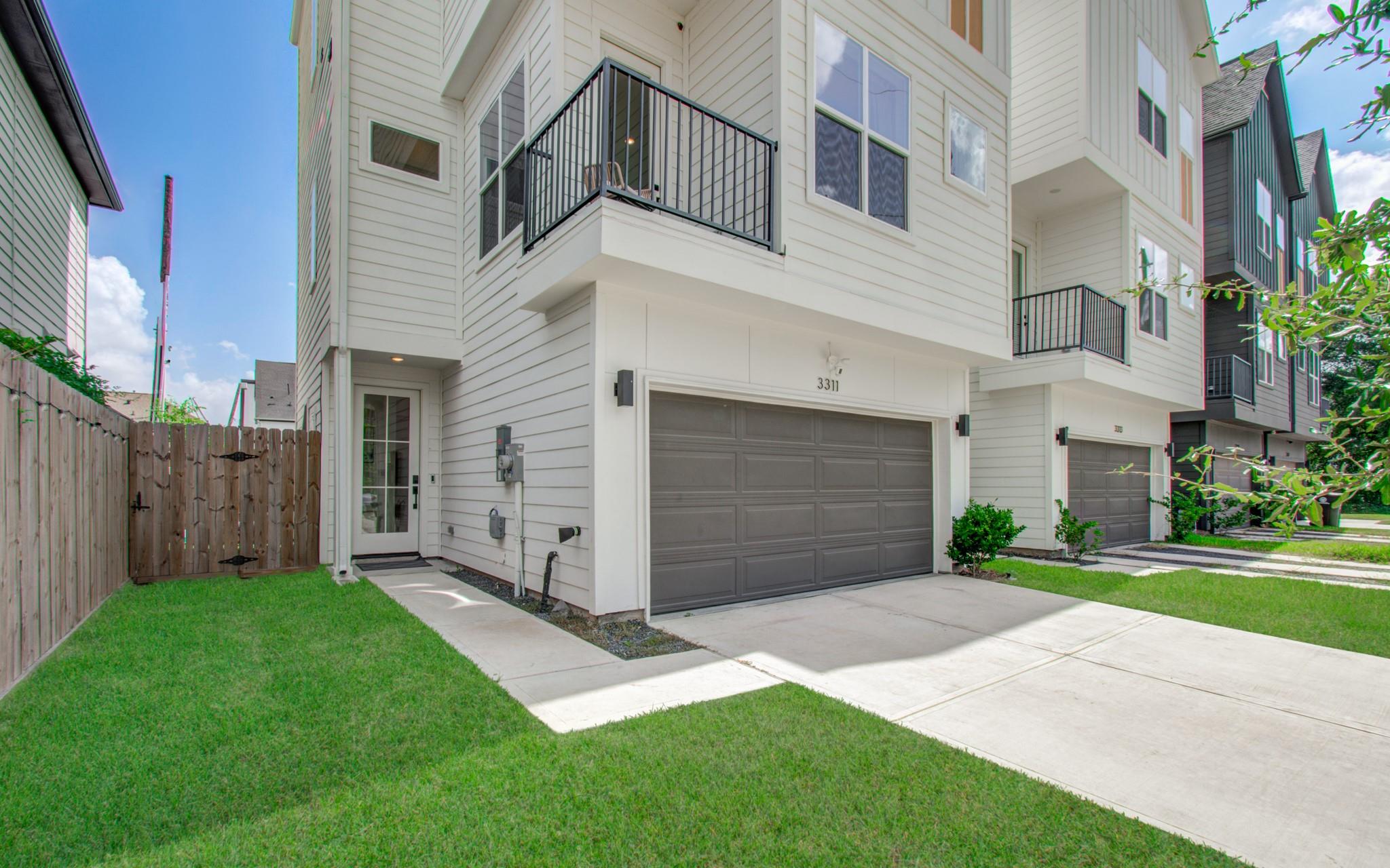 3311 Daphne Street