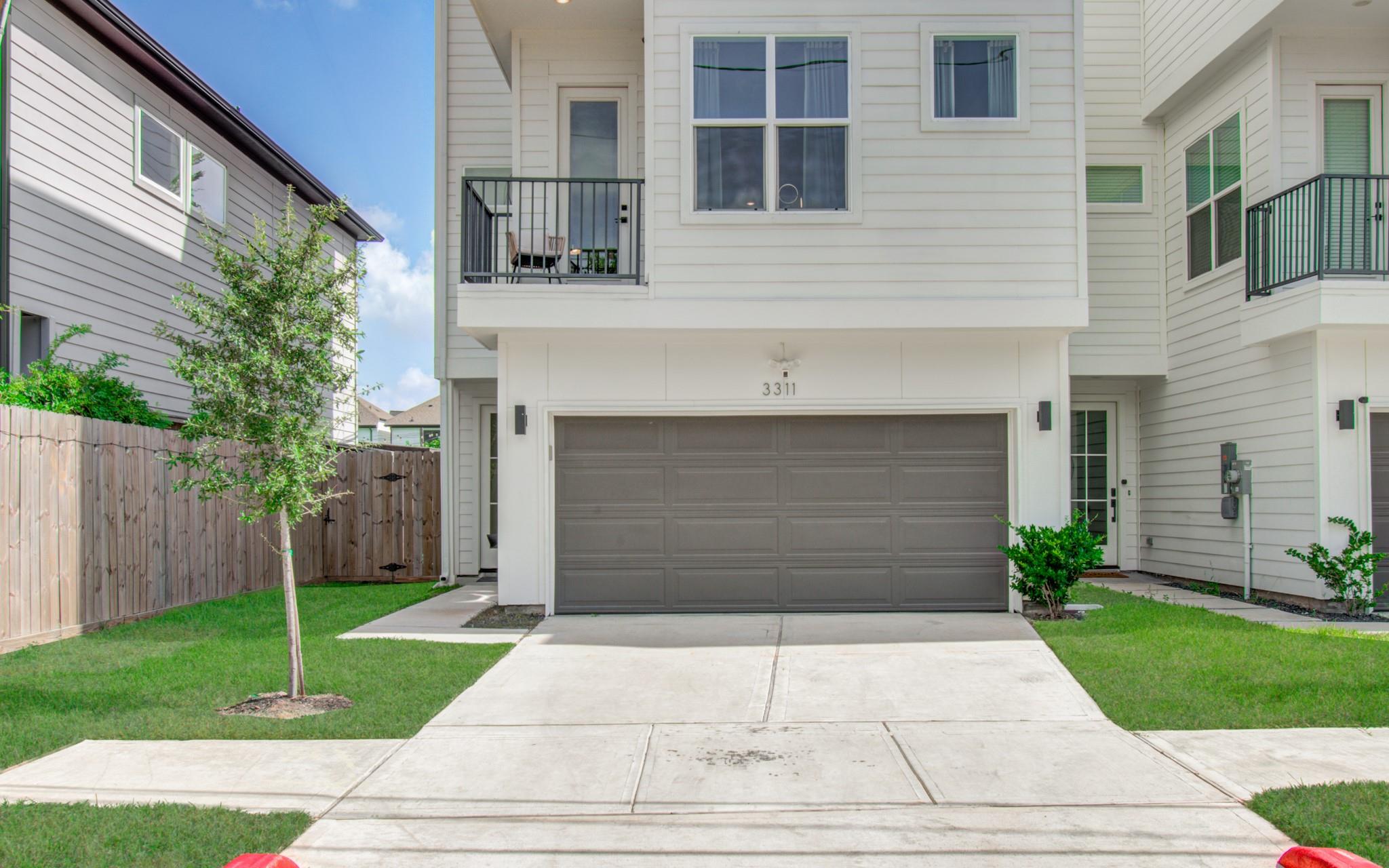 3311 Daphne Street