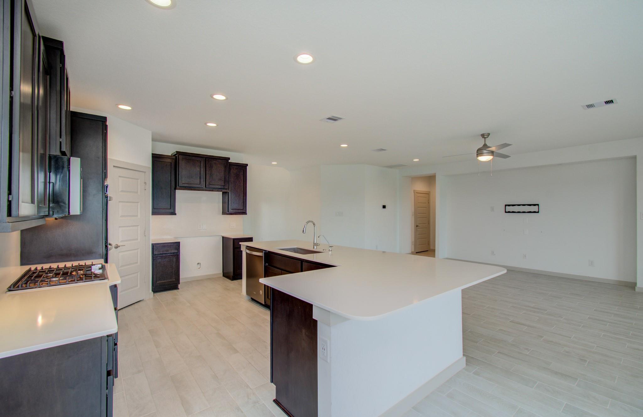 28422 Hannahs Harbor Lane