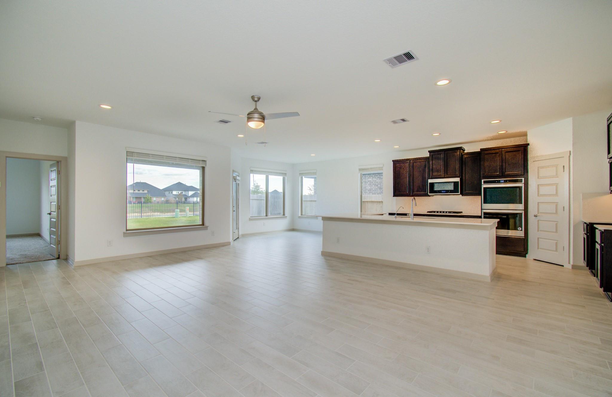 28422 Hannahs Harbor Lane
