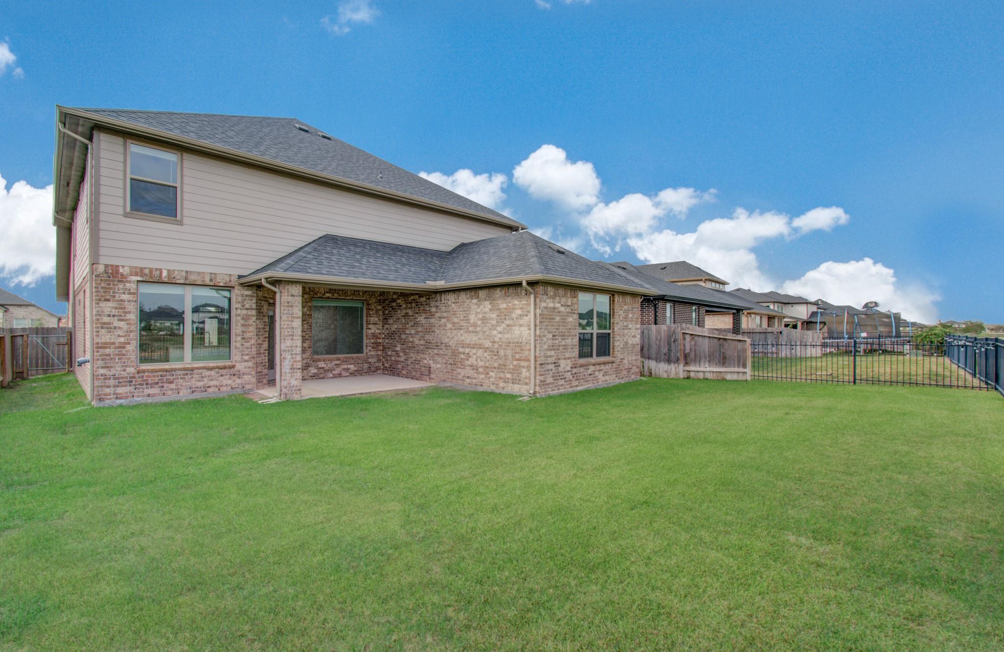 28422 Hannahs Harbor Lane