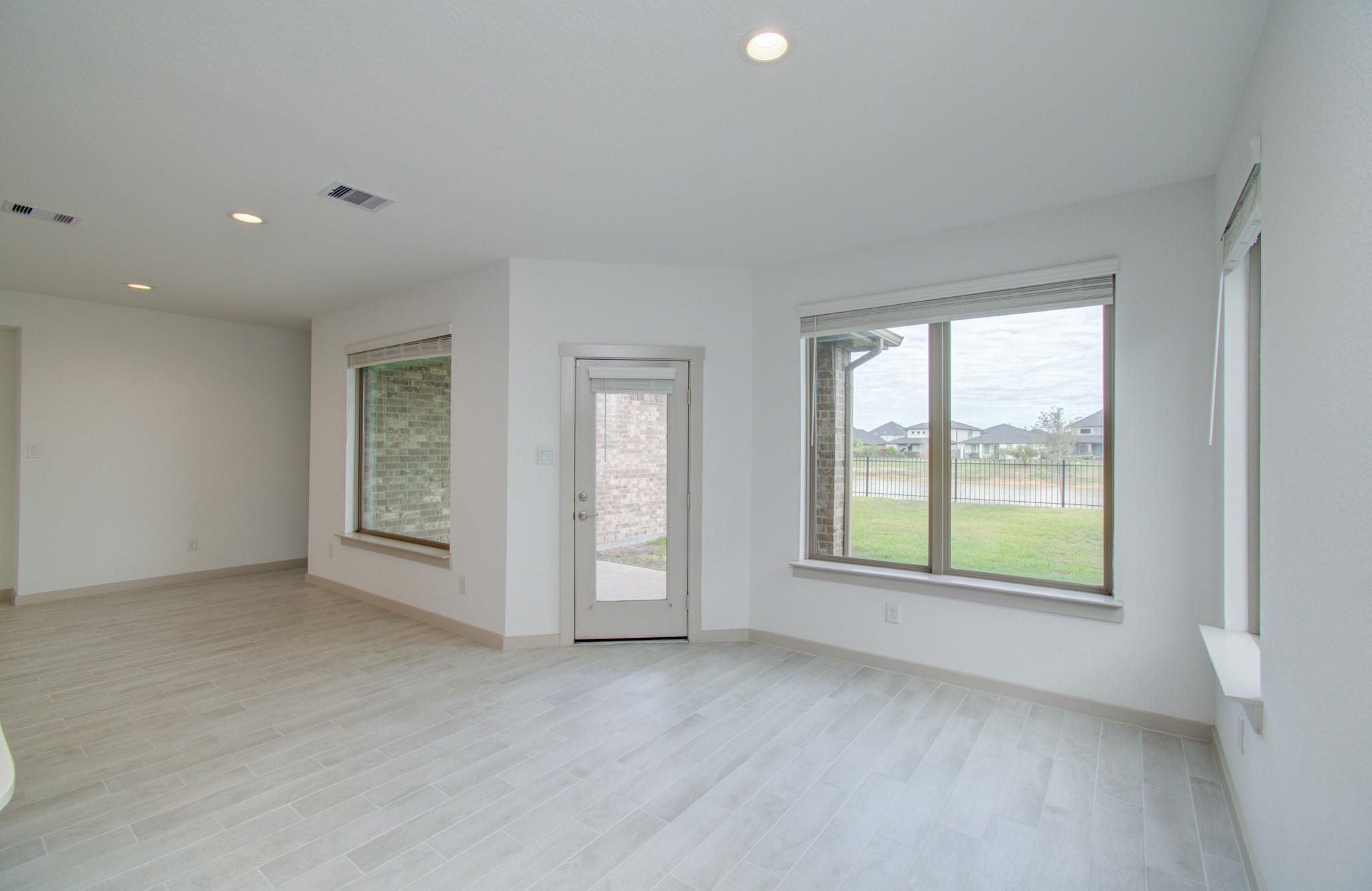 28422 Hannahs Harbor Lane