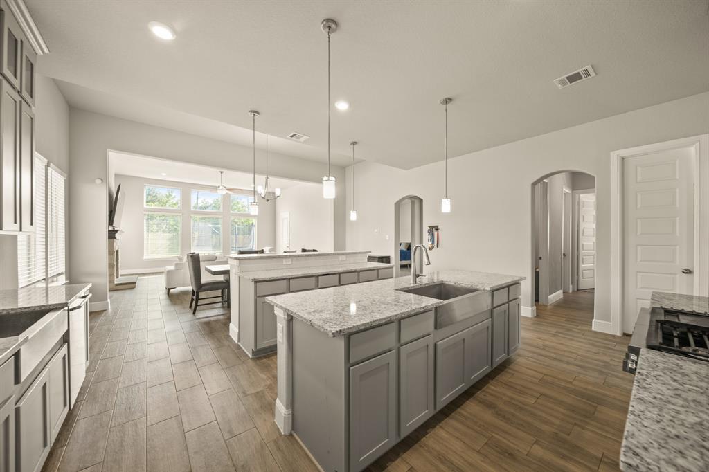 2 Poppy Hills Court