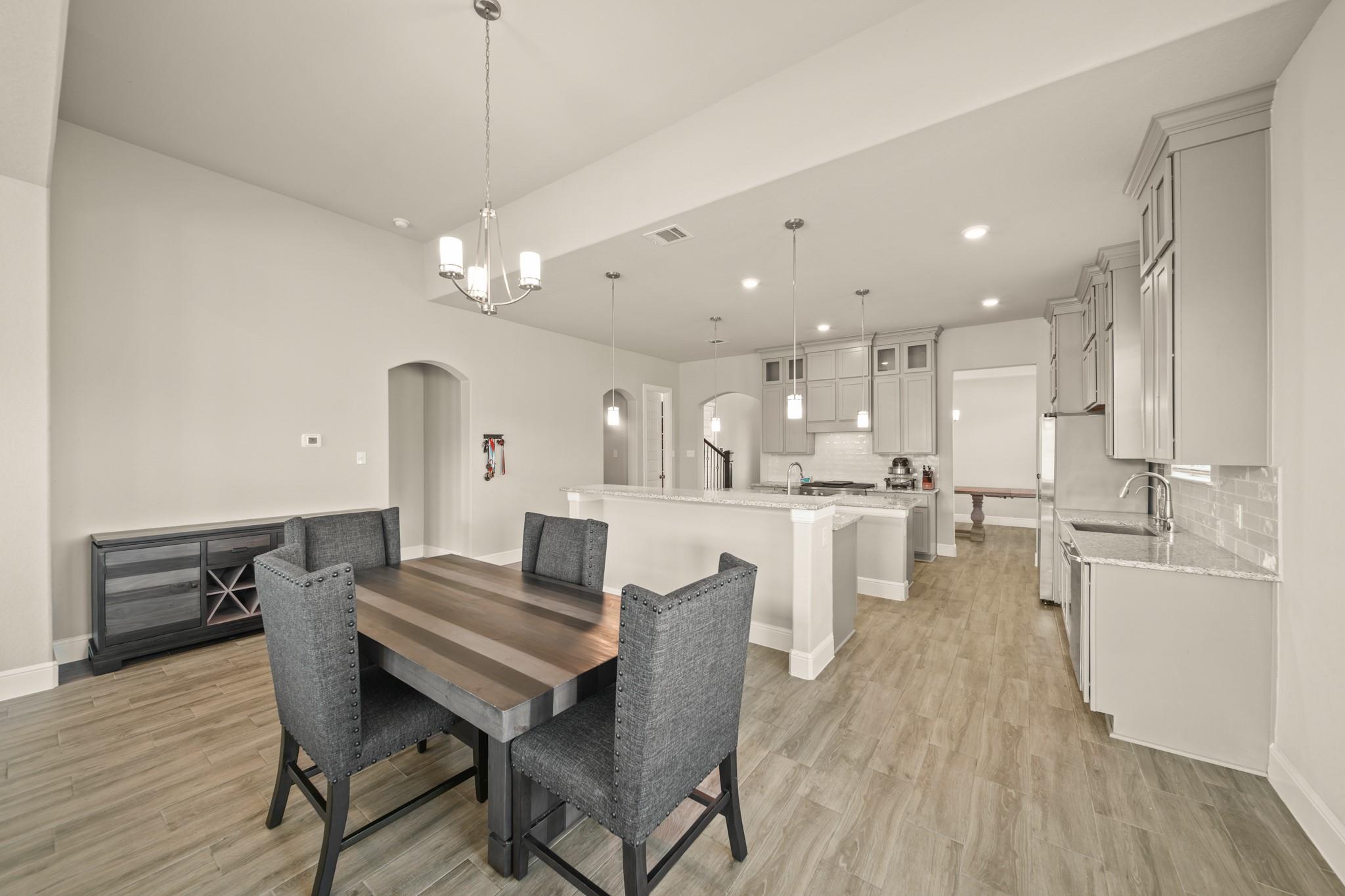 2 Poppy Hills Court