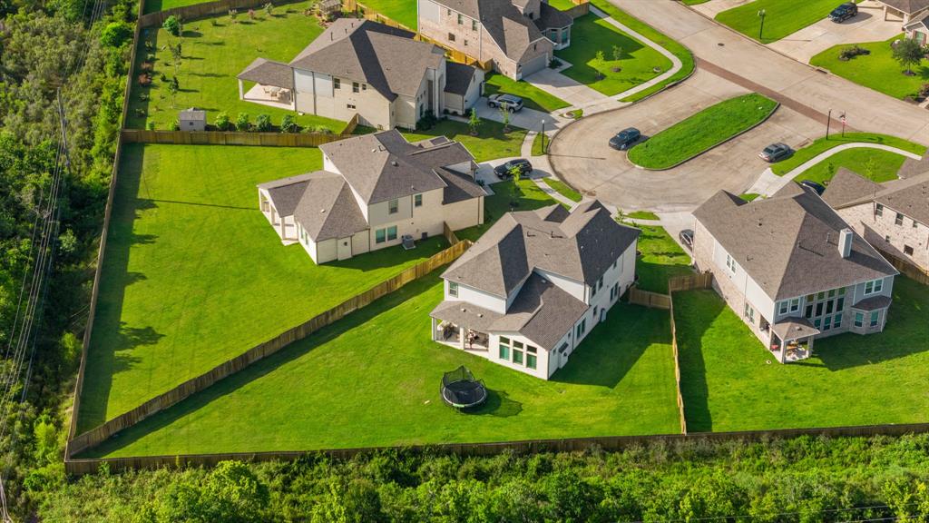 2 Poppy Hills Court