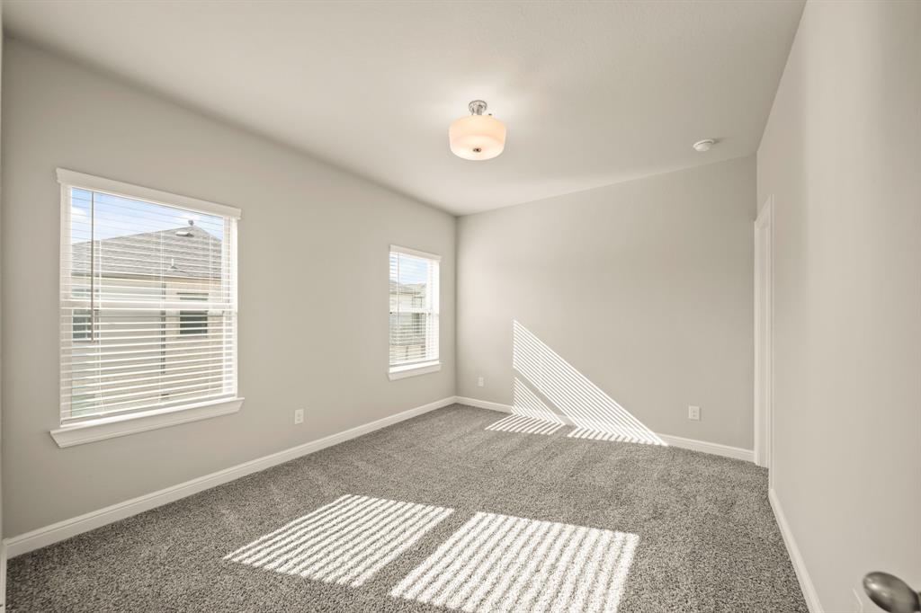 2 Poppy Hills Court