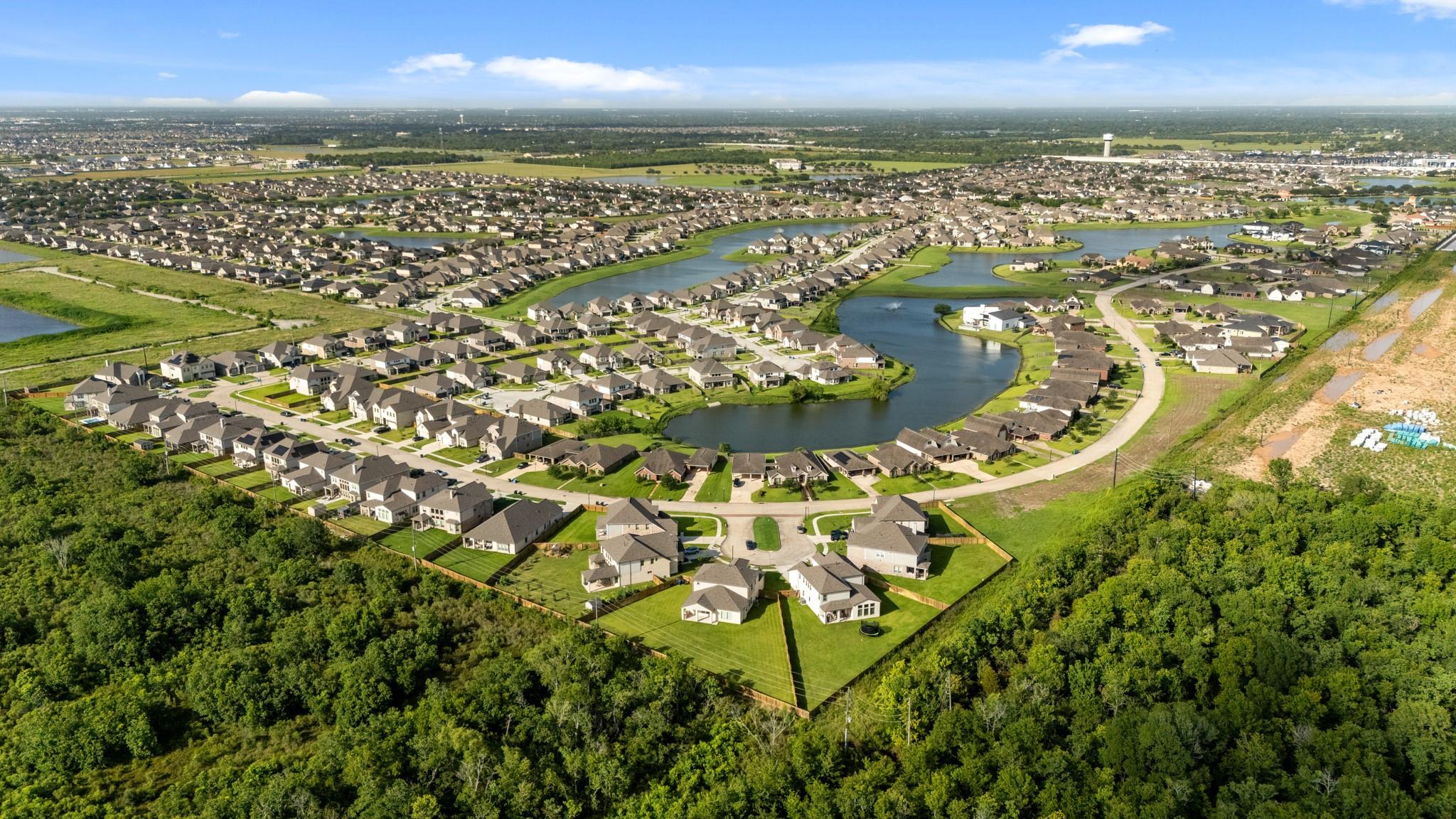 2 Poppy Hills Court