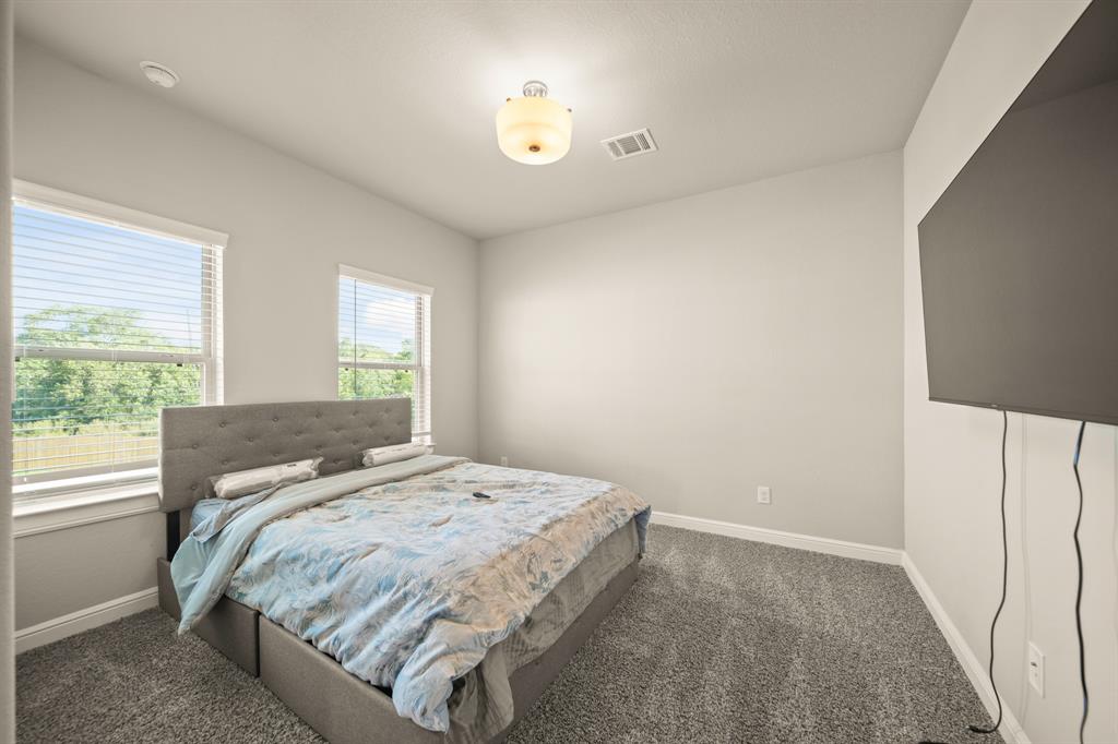 2 Poppy Hills Court