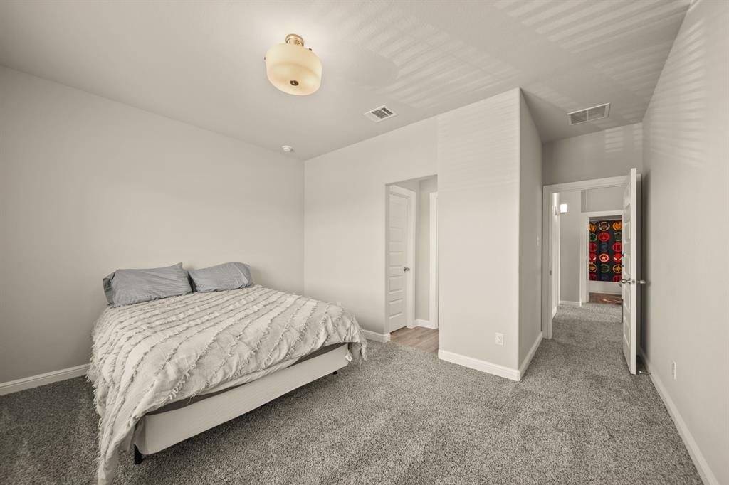 2 Poppy Hills Court