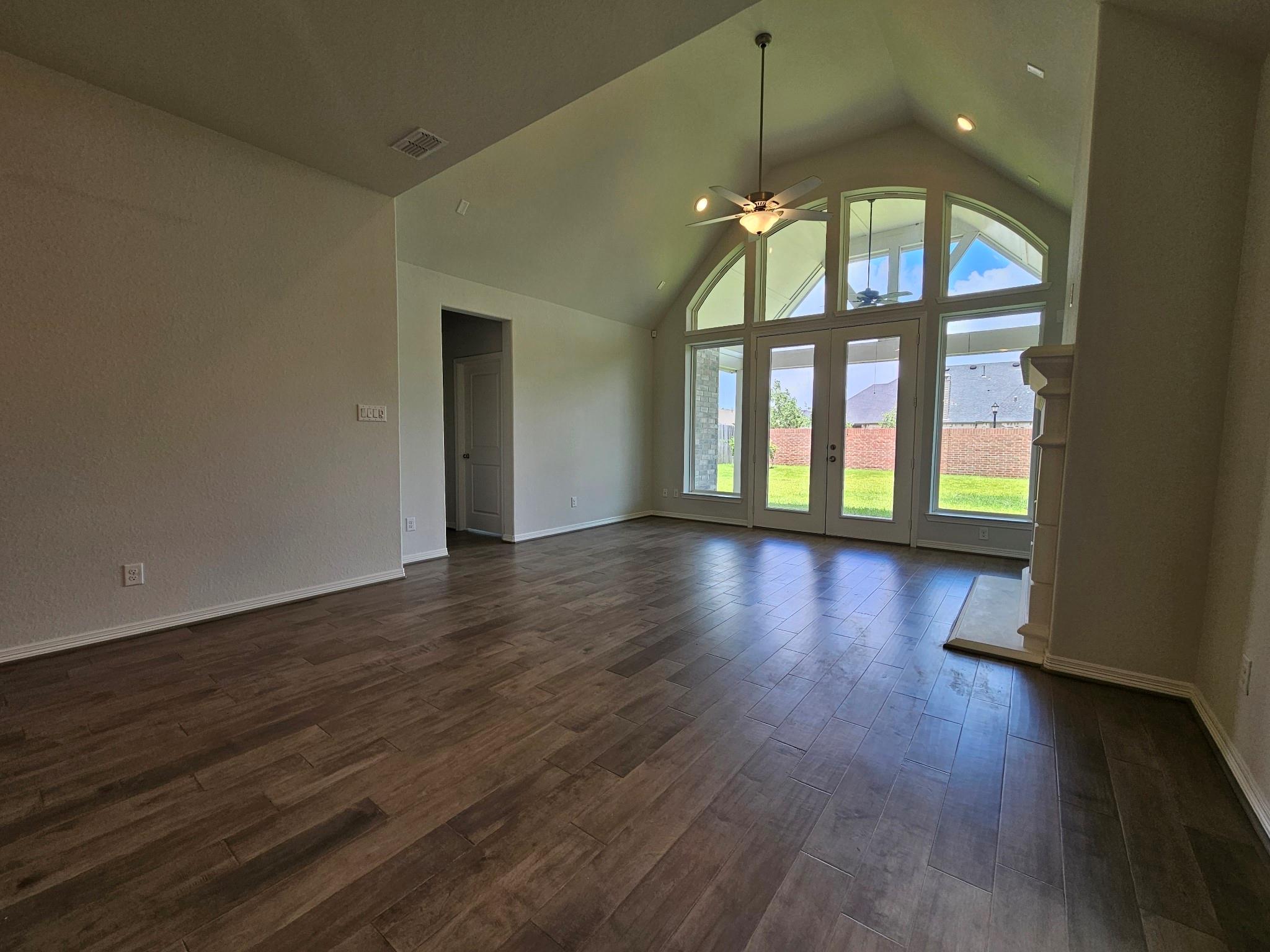 2414 Manor Valley Lane