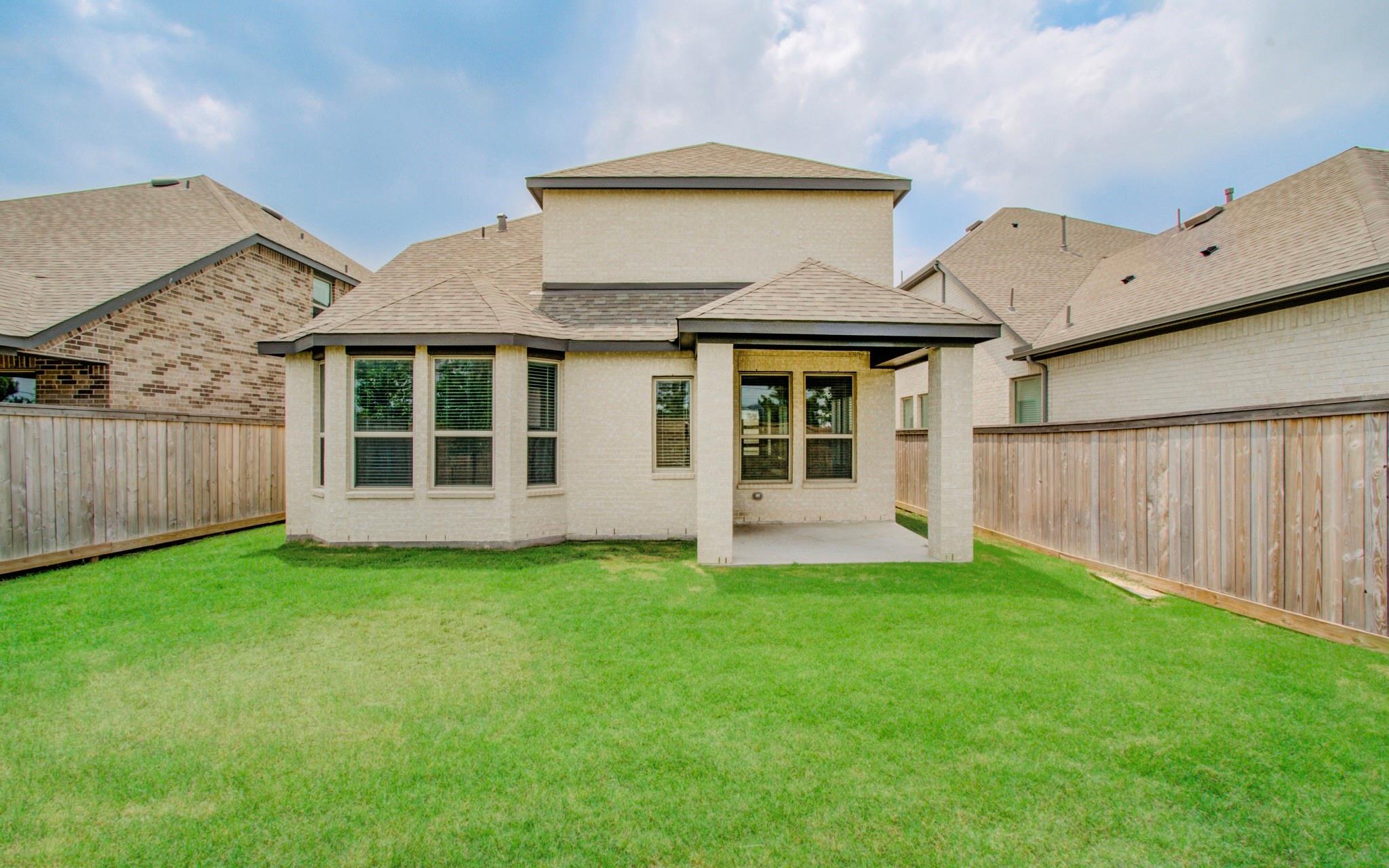 14910 Mossycup Spur Way