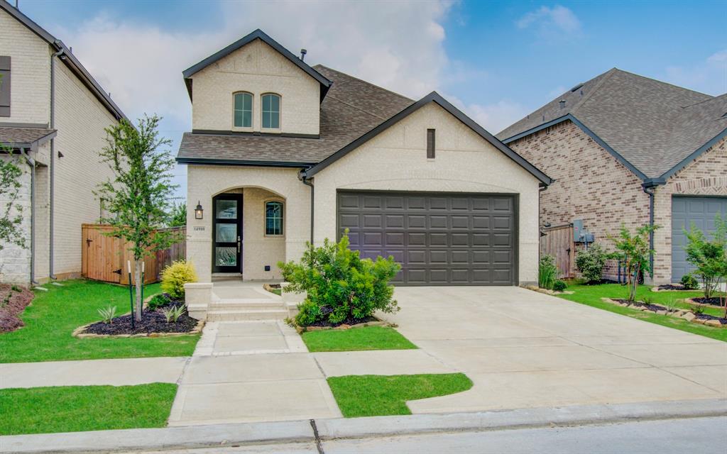 14910 Mossycup Spur Way