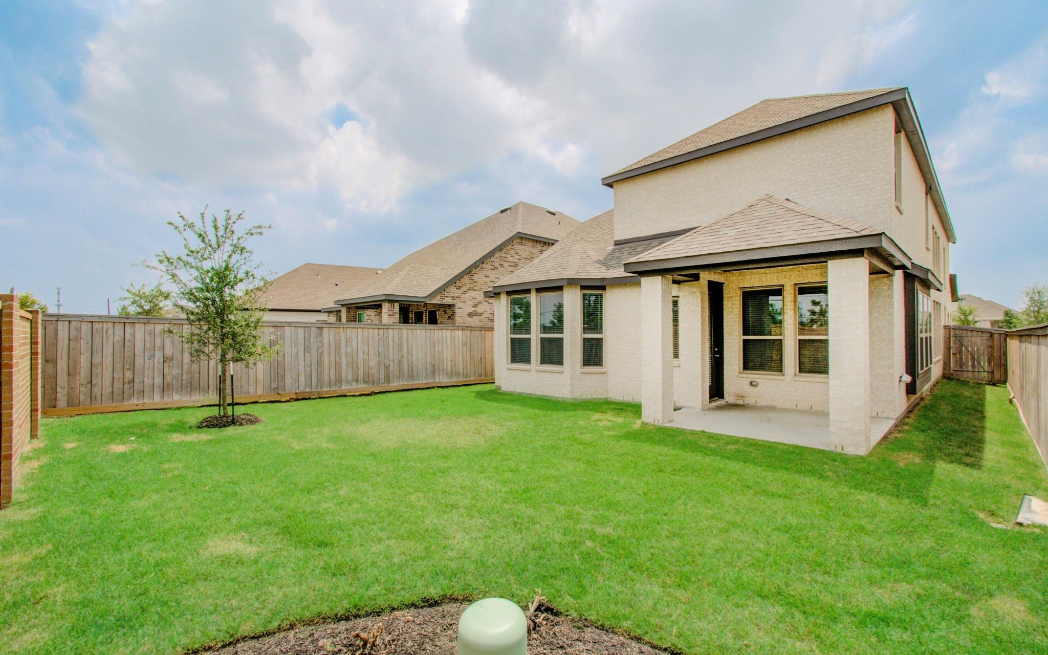14910 Mossycup Spur Way