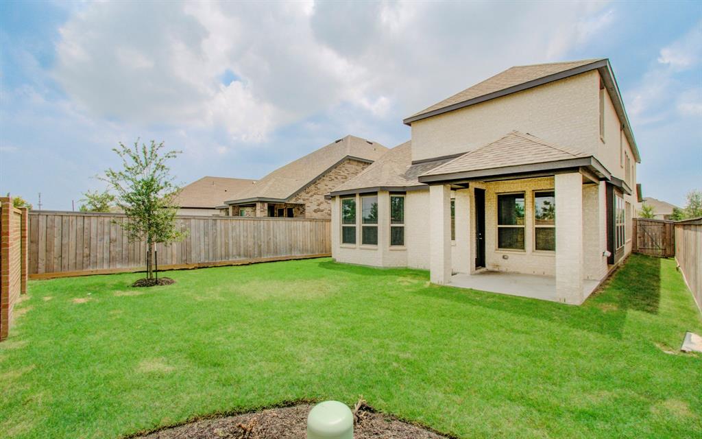 14910 Mossycup Spur Way
