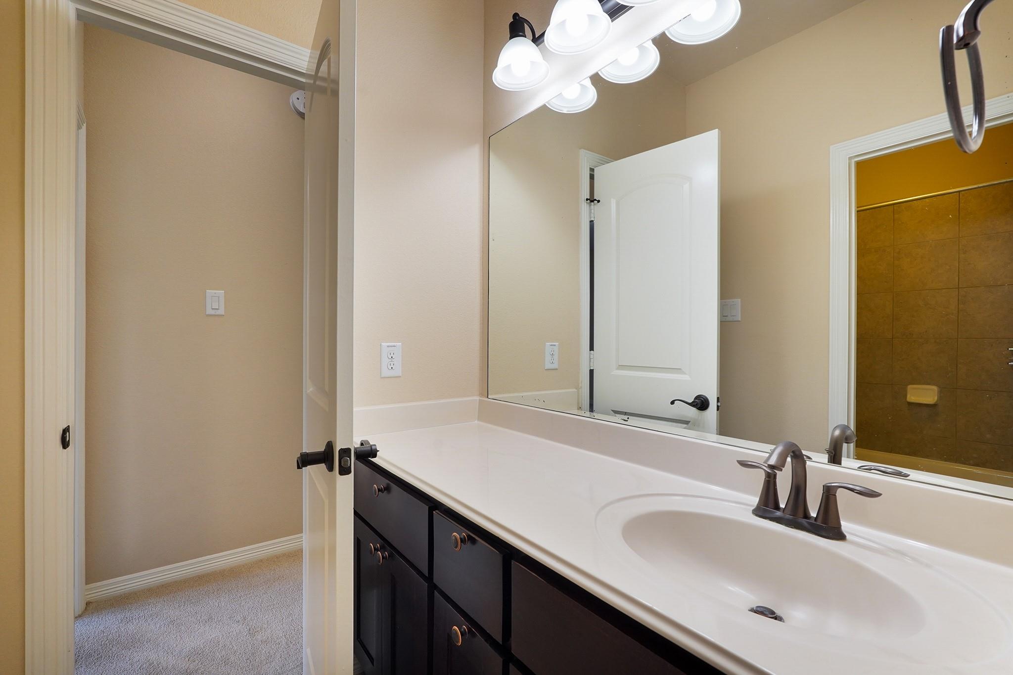 3102 Barrons Way